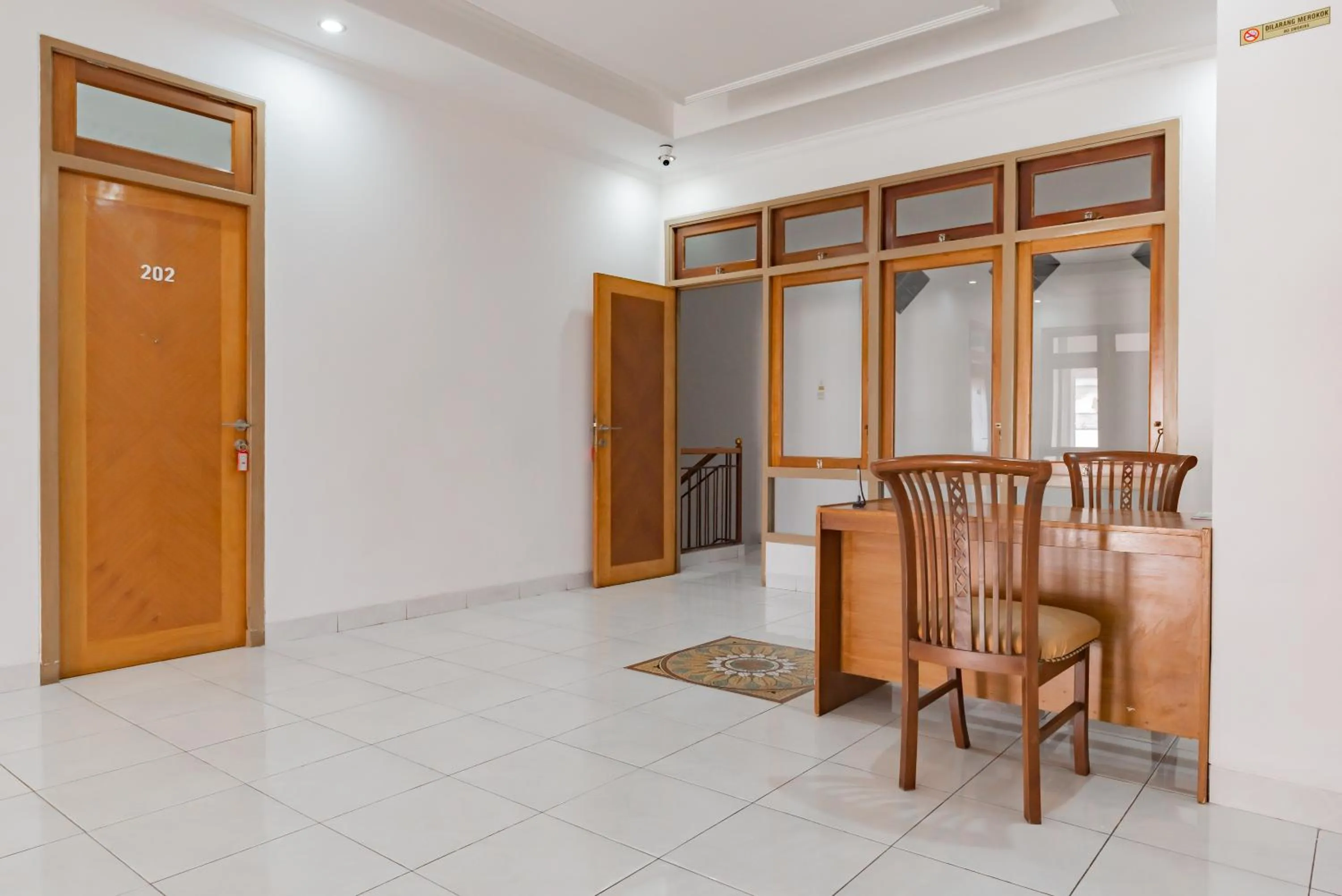 Lobby or reception in RedDoorz Plus near Universitas Maranatha Bandung 2