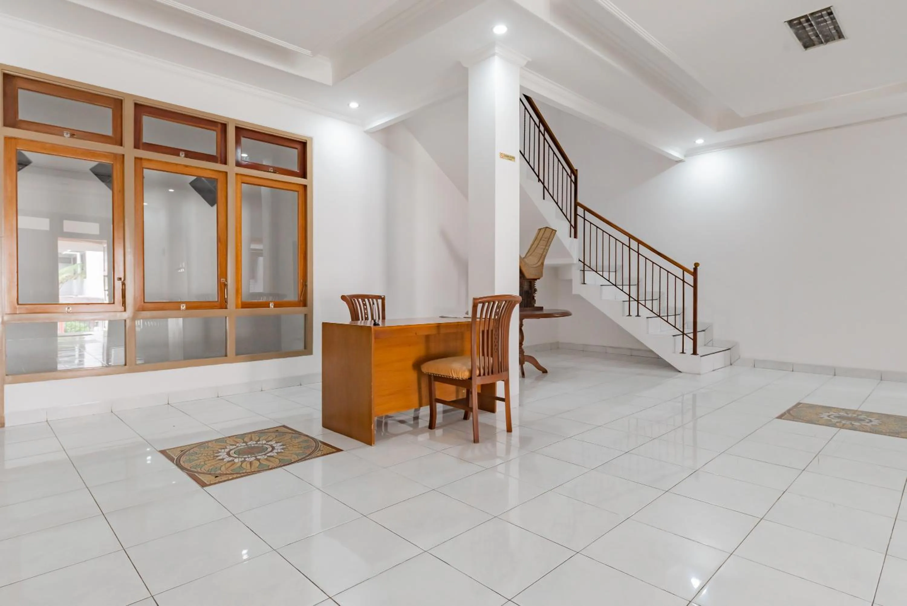 Lobby or reception in RedDoorz Plus near Universitas Maranatha Bandung 2