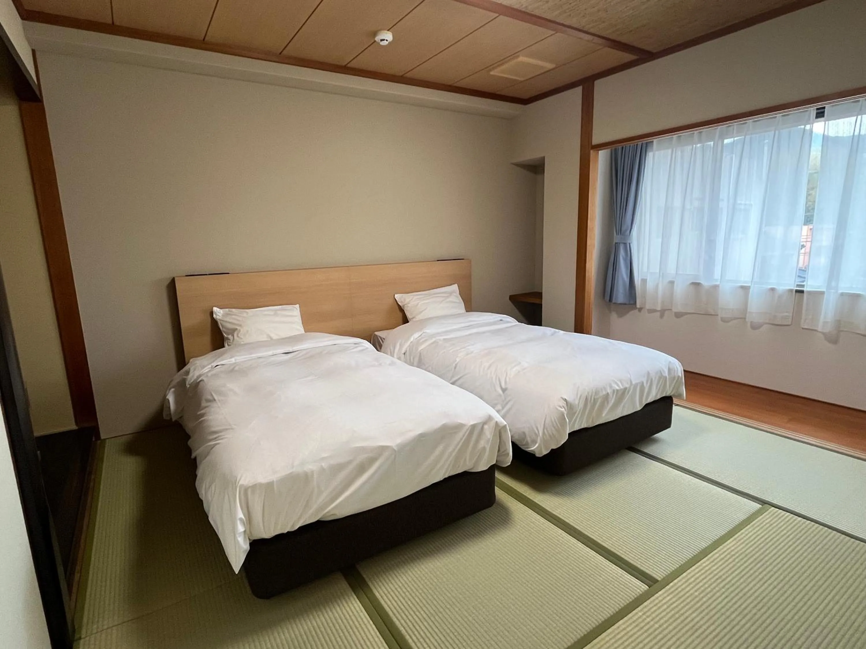 Photo of the whole room, Bed in Ureshino Onsen Yusyuku Sarayama