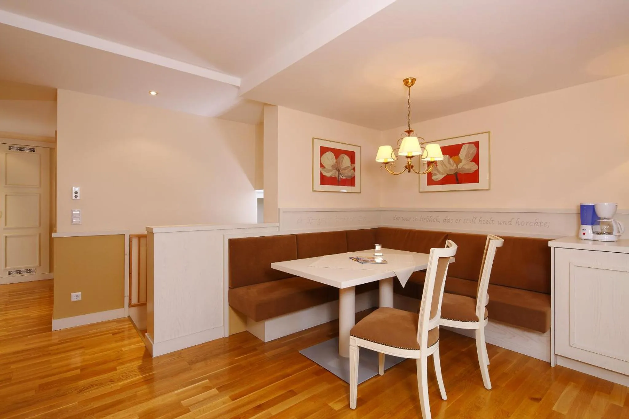 Living room in Das Hopfgarten Aparthotel