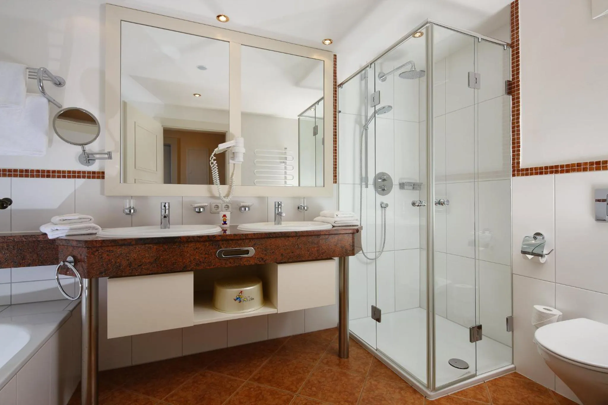 Bathroom in Das Hopfgarten Aparthotel