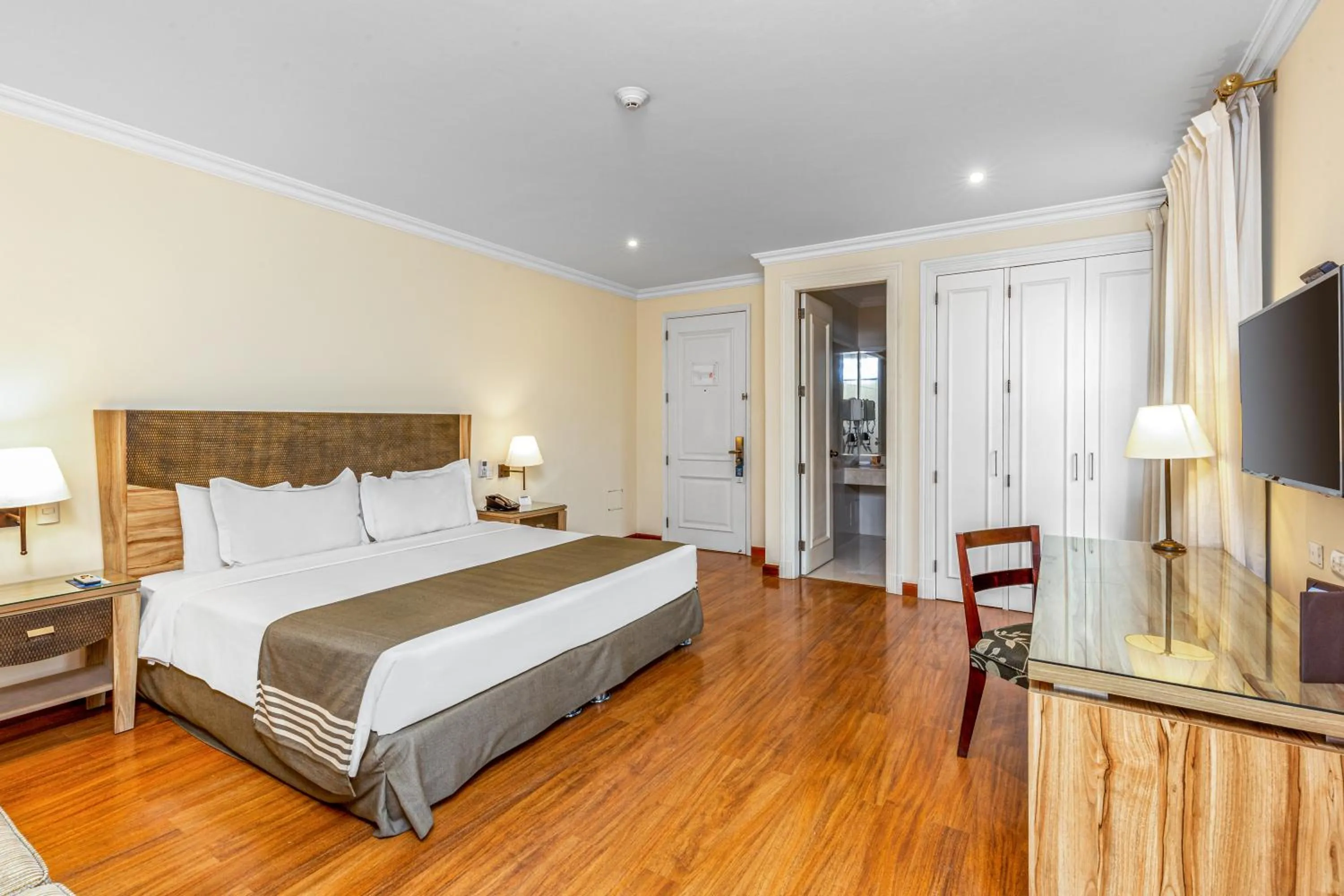 Bed in LP Los Portales Hotel Piura