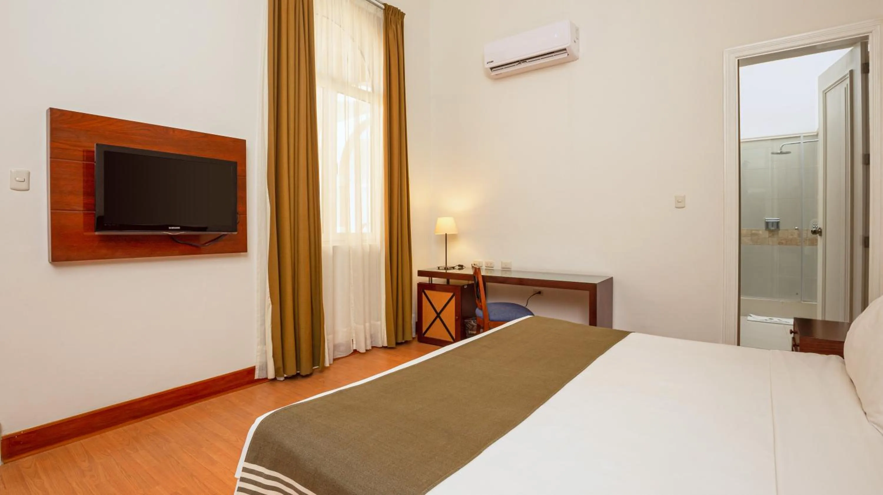 Bed in LP Los Portales Hotel Piura