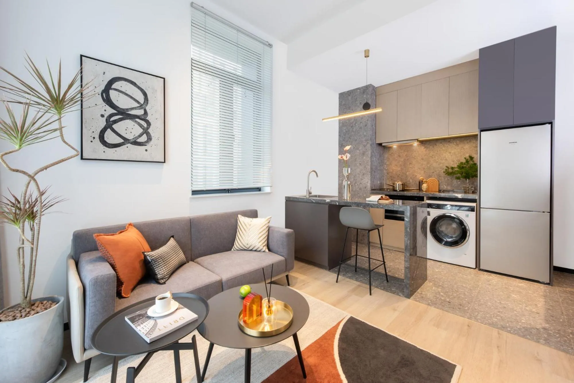 Kitchen or kitchenette in base-Beijing Sanlitun Serviced Apartment