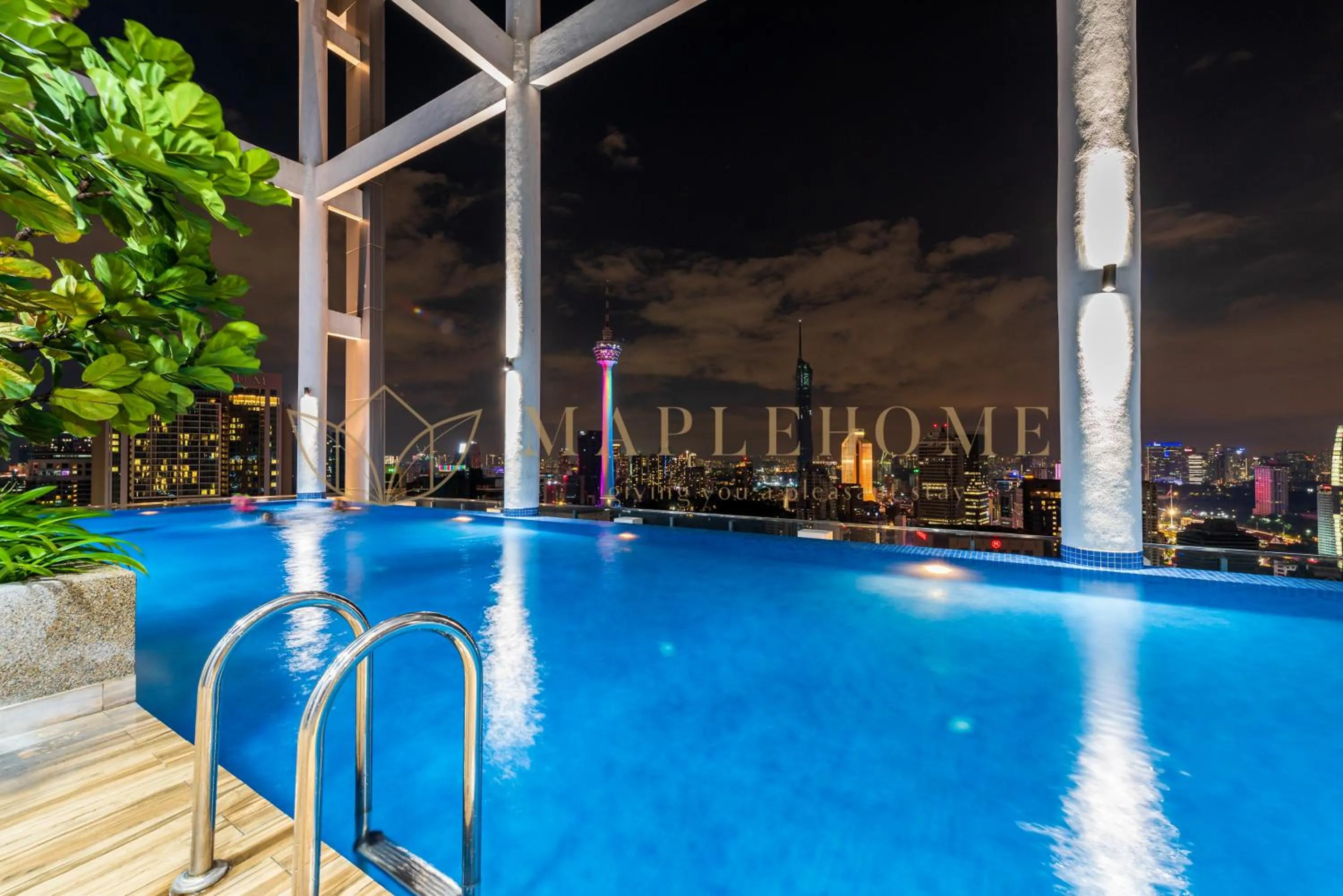 Swimming pool in The Colony and The Luxe Premier Suites Kuala Lumpur