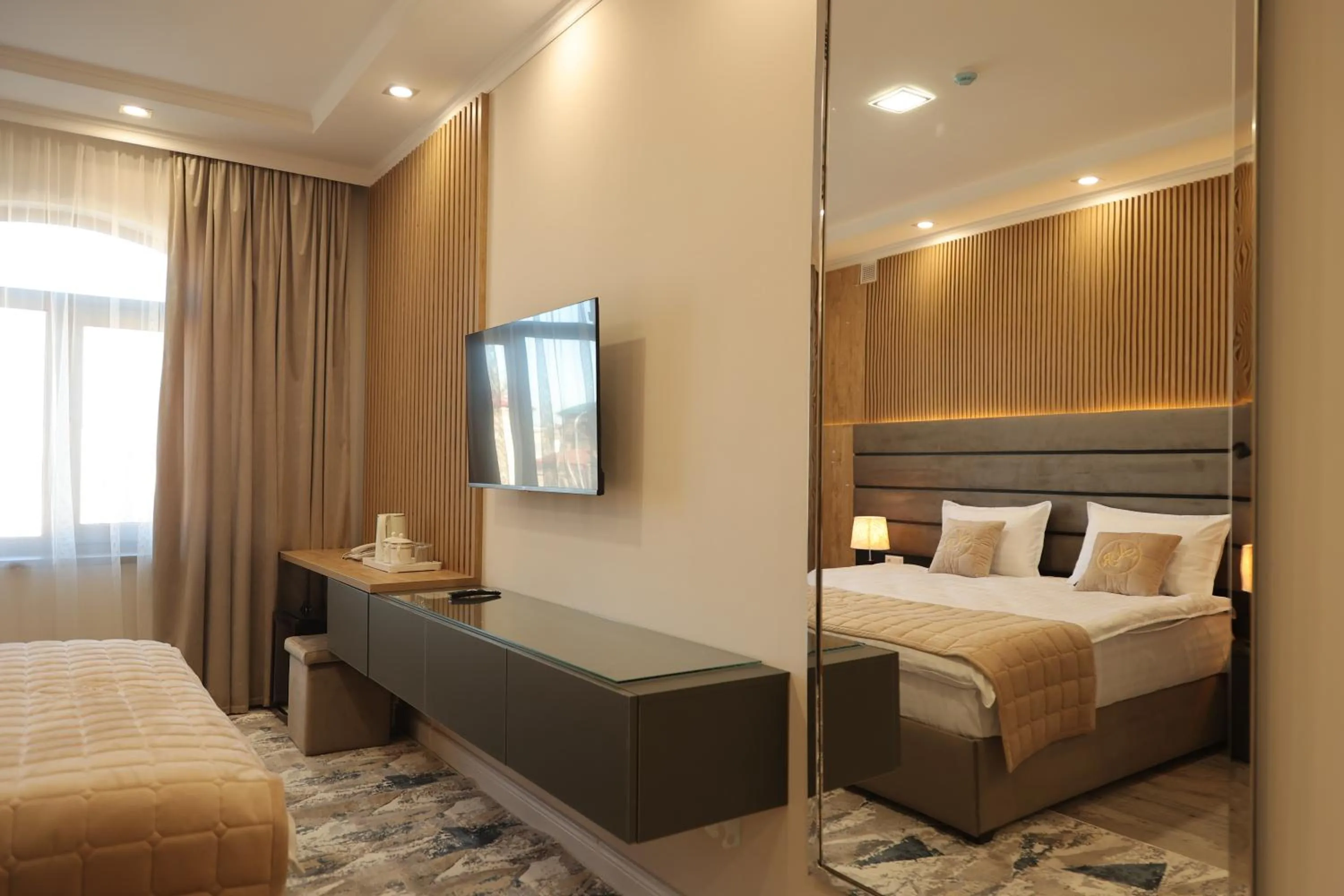 Bed in Reikartz Amar Samarkand