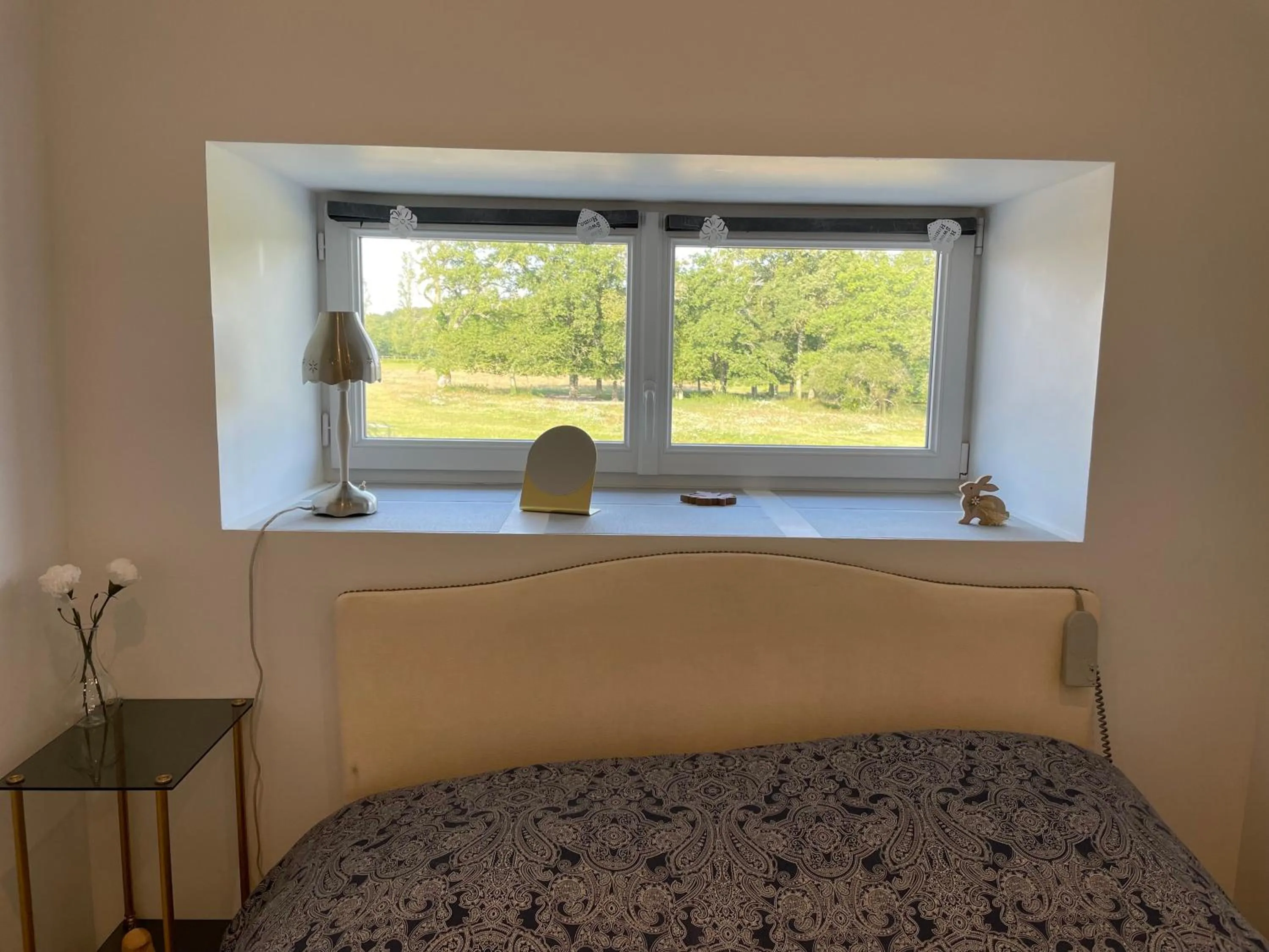 Bed in Gîte à la campagne 1 chambre Les Grandes Maisons Espace jacuzzi hammam SPA