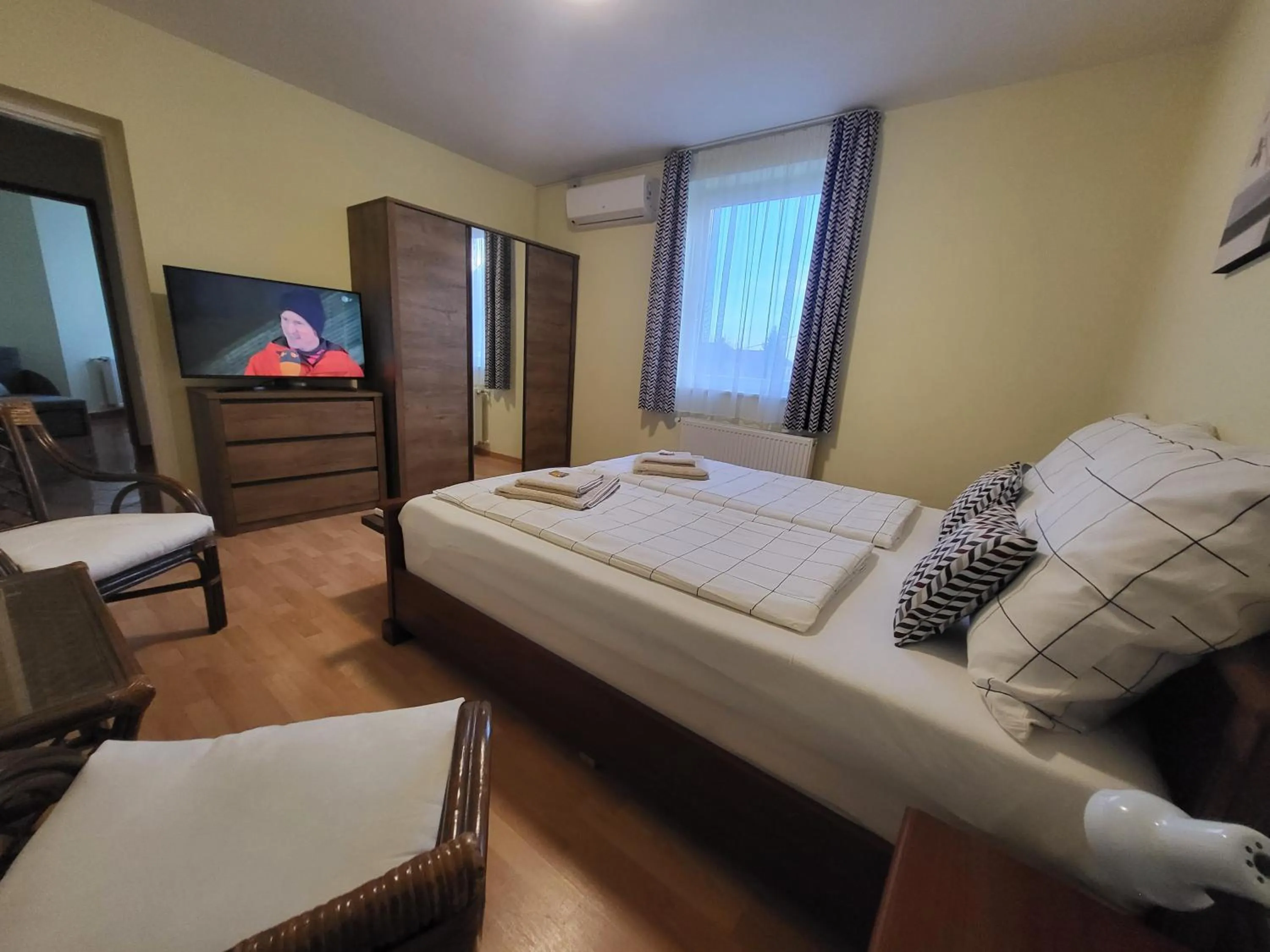 Bedroom, Bed in Villa Nova