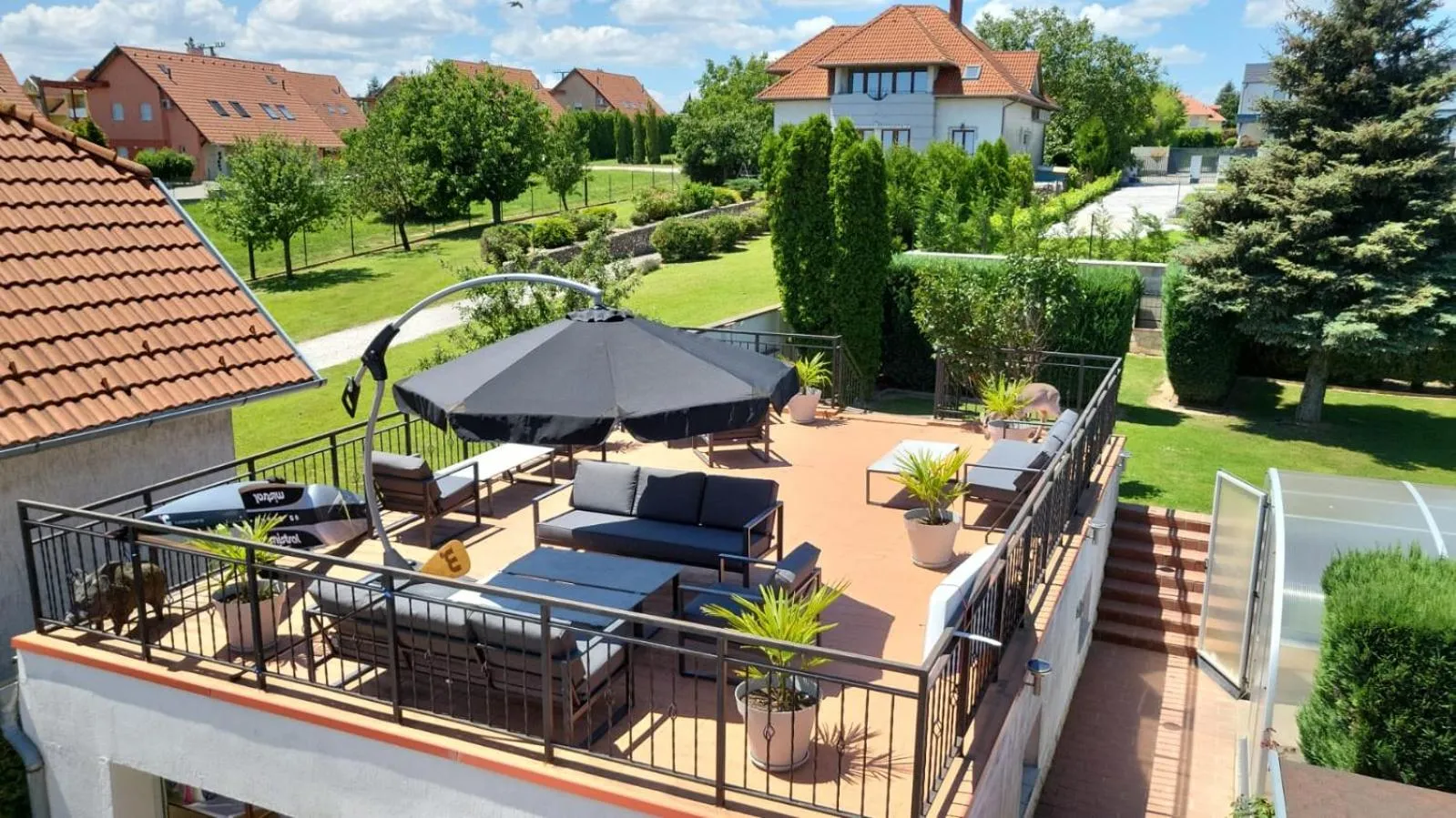 Balcony/Terrace in Villa Nova