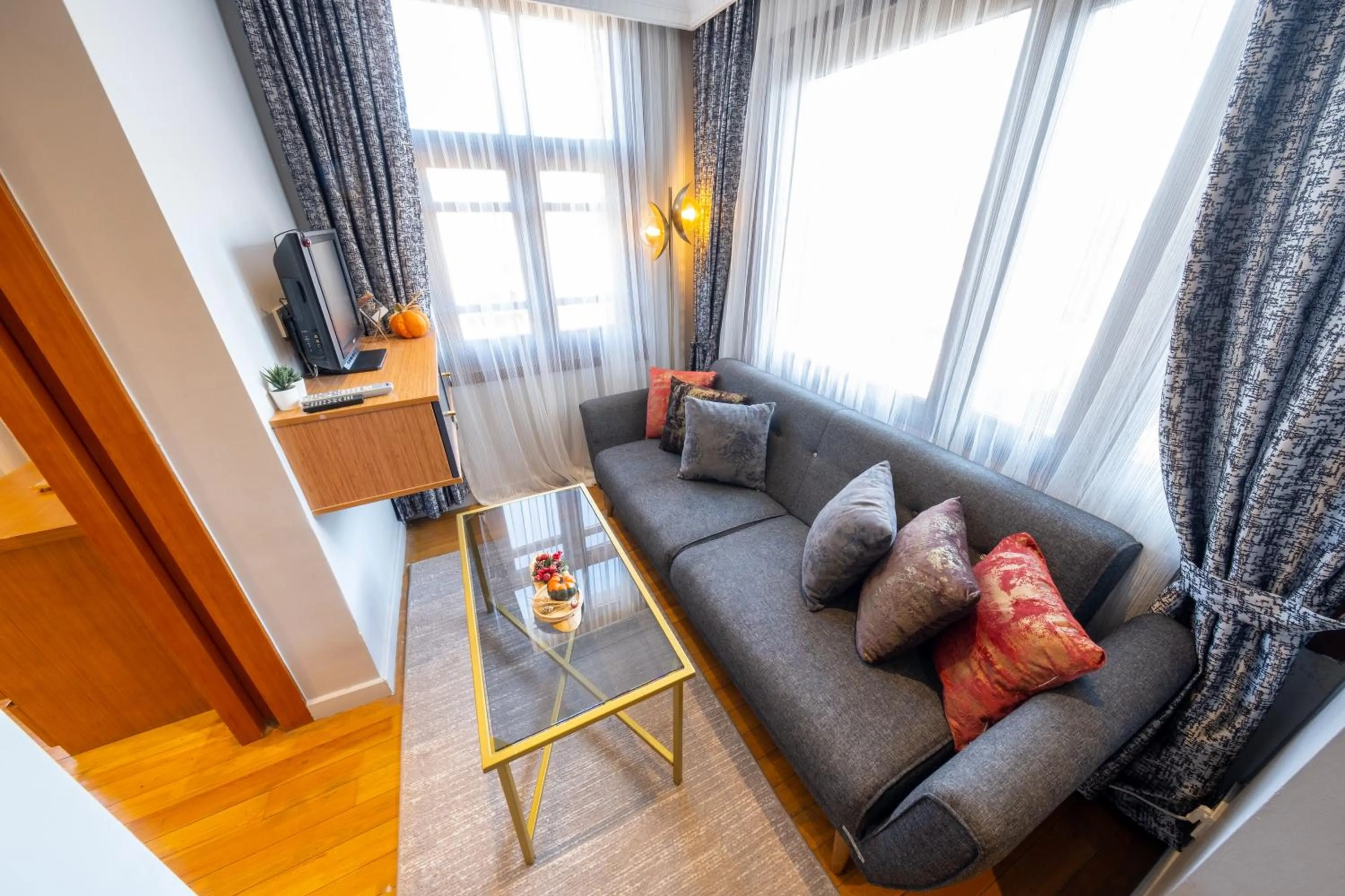 Living room in By ŞÖHRET PALACE