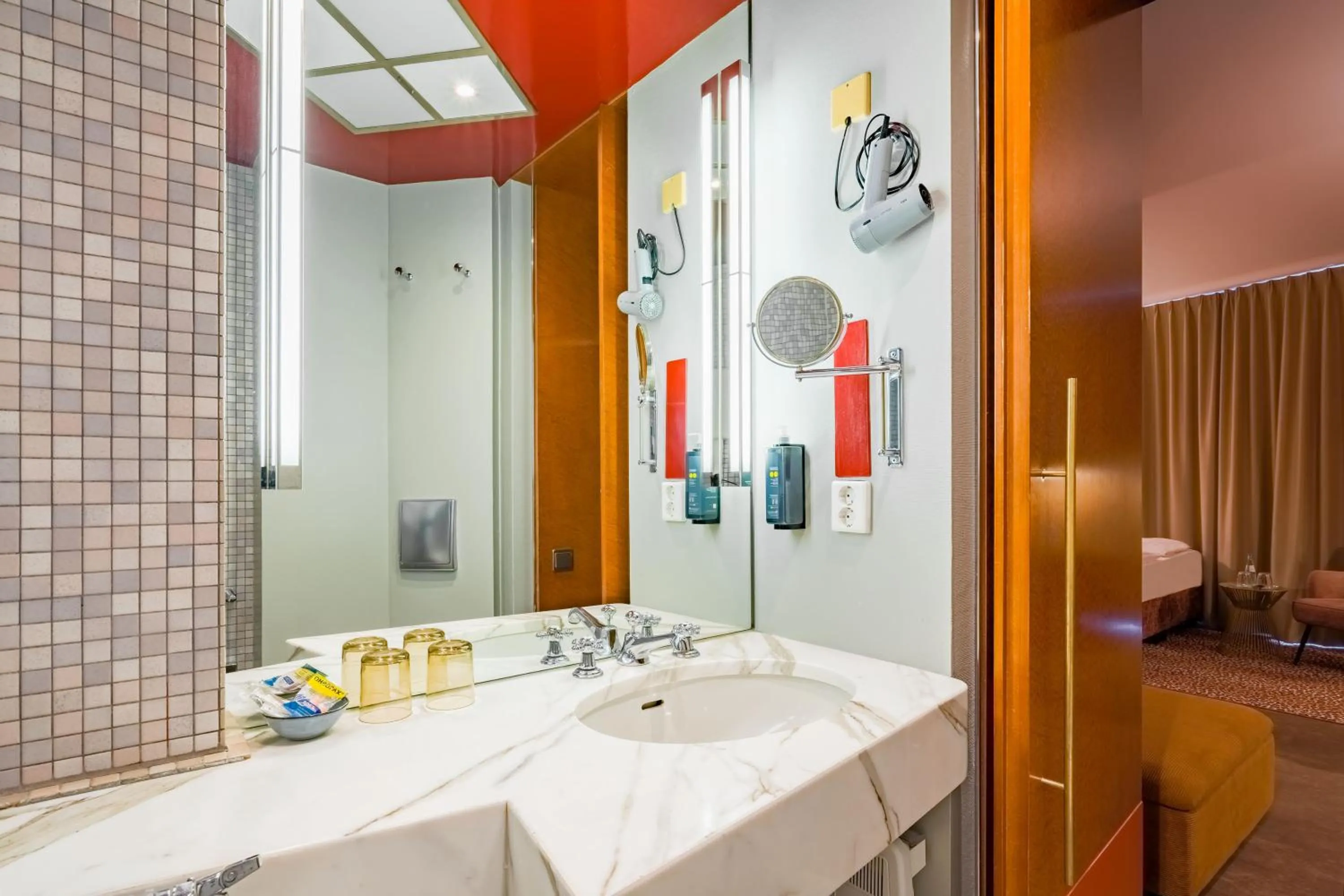 Bathroom in Domicil Hotel Bonn