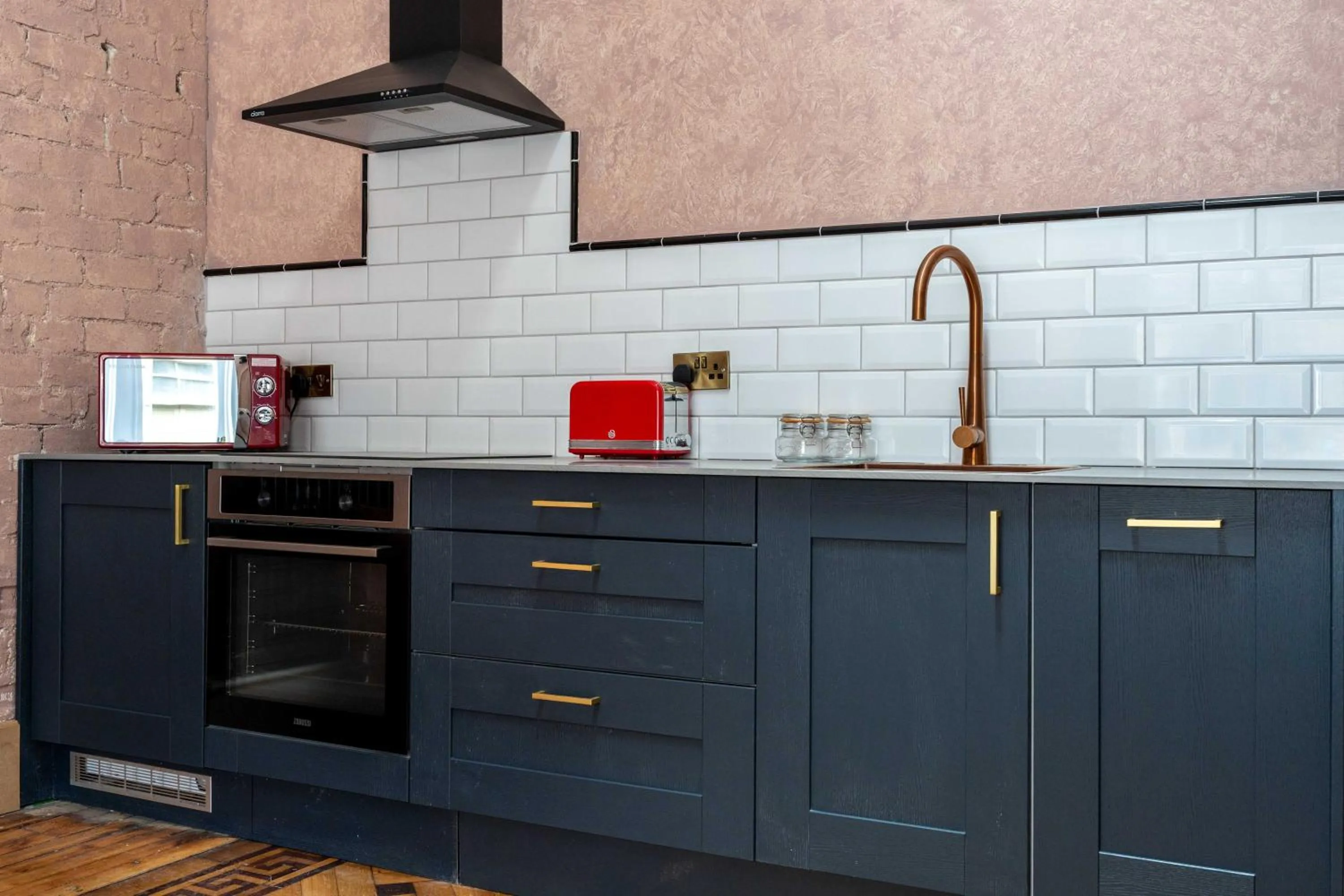 89 The Merchants- Chic Aparthotel by The House of Danu