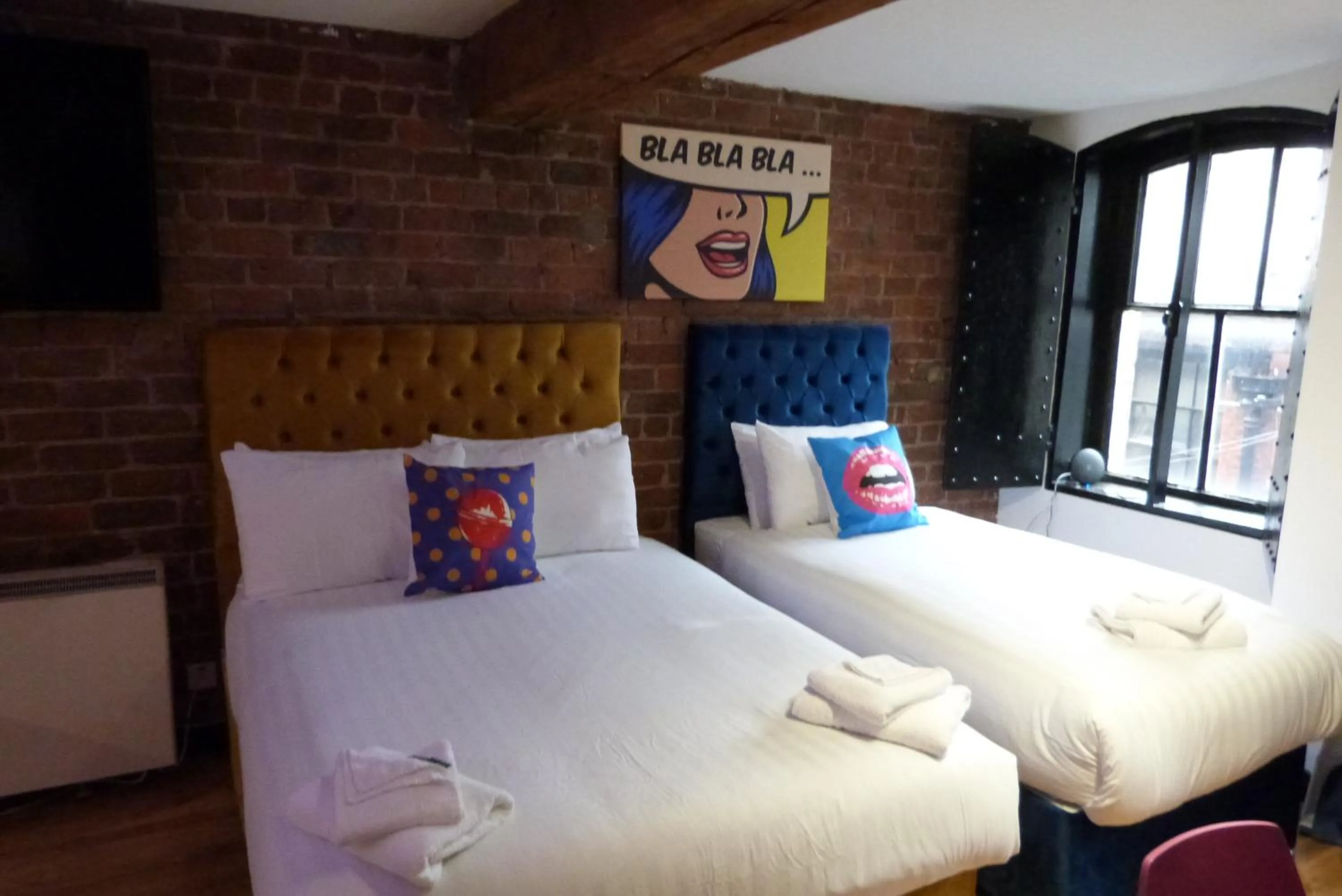 Bed in Rainford Gardens by UStay Aparthotels