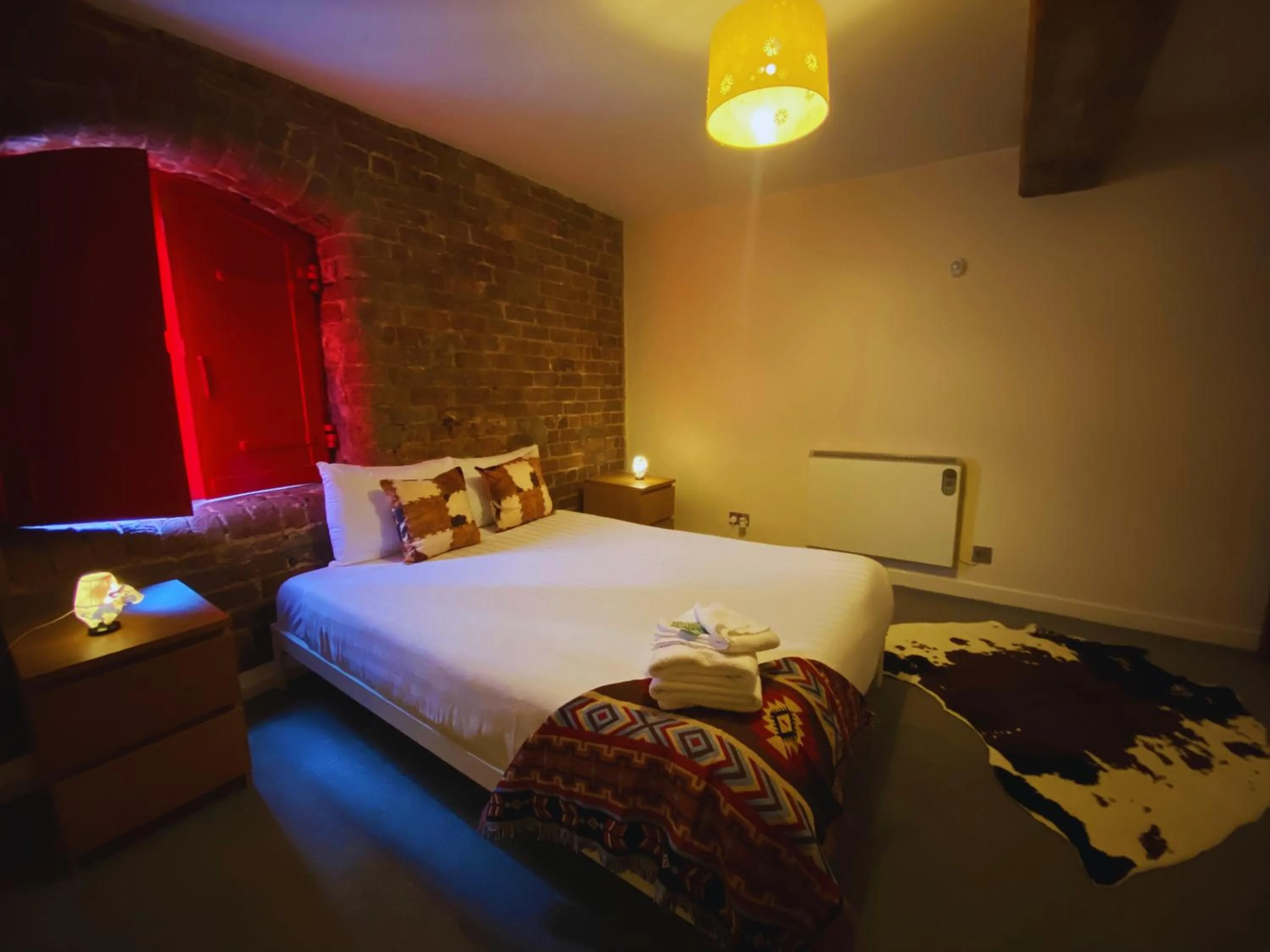 Bedroom, Bed in Rainford Gardens by UStay Aparthotels