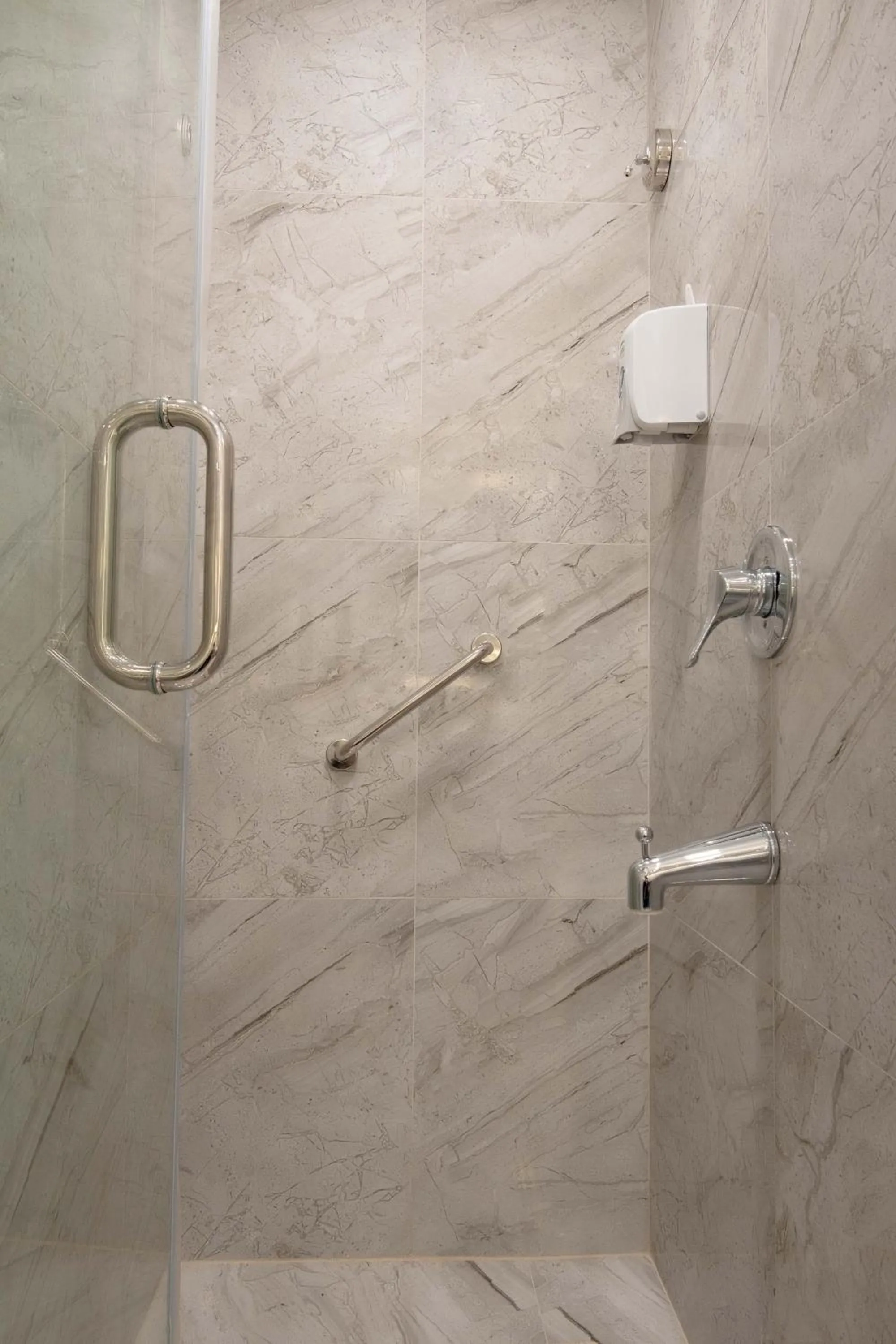 Shower in Parkside Boutique Serviced Apartments