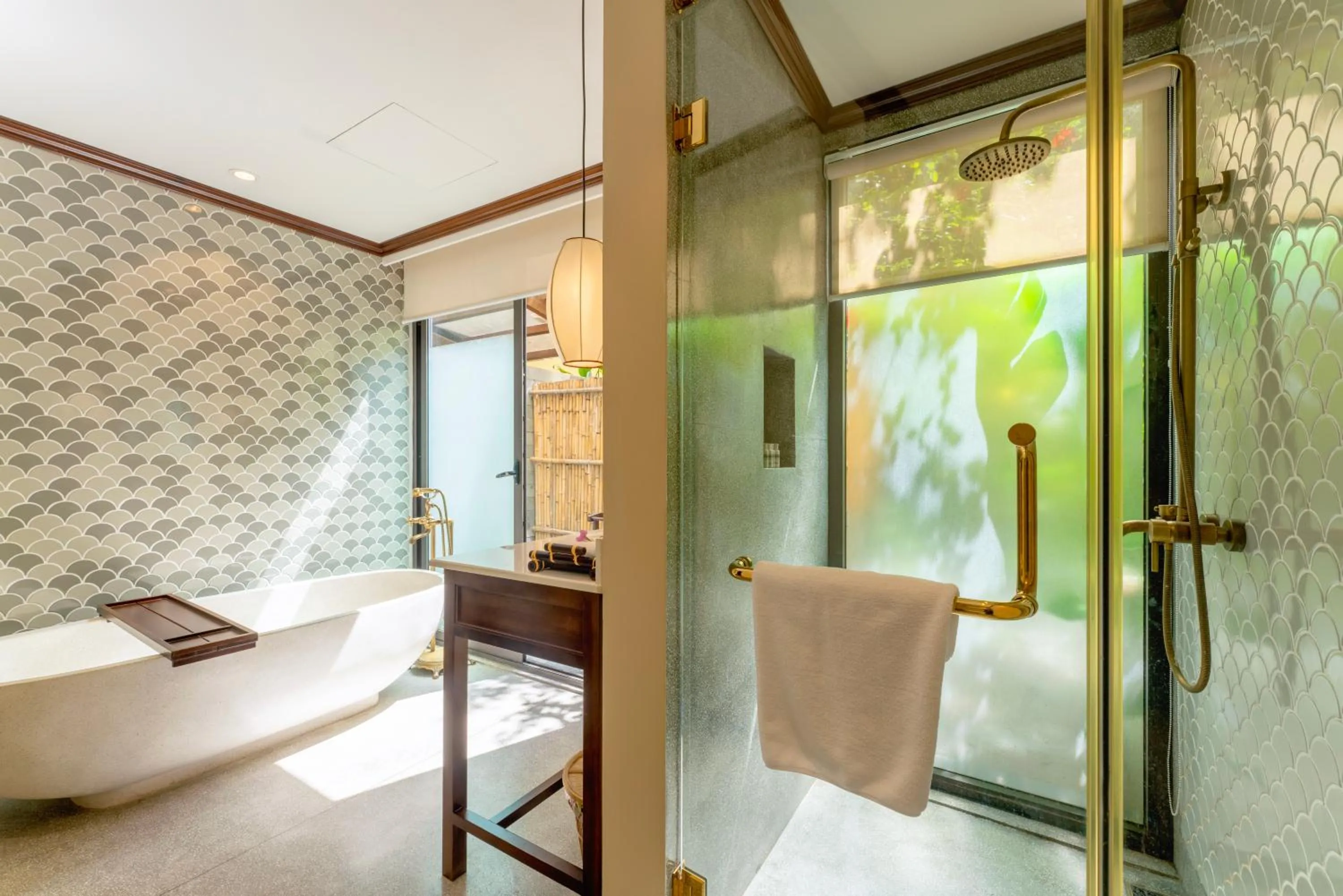 Shower in Ahoy Hoi An Boutique Resort & Spa