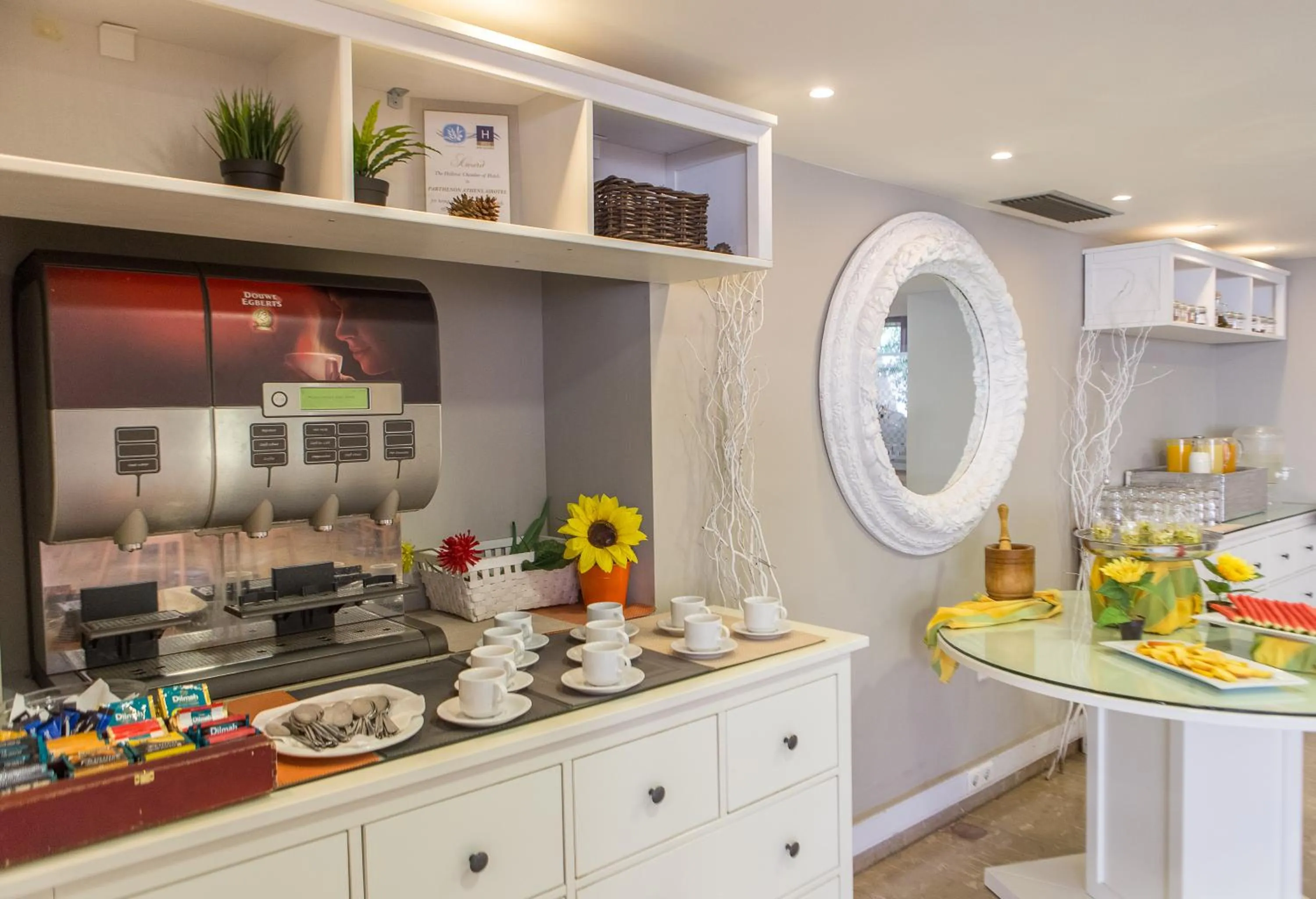 Drinks in Airotel Parthenon