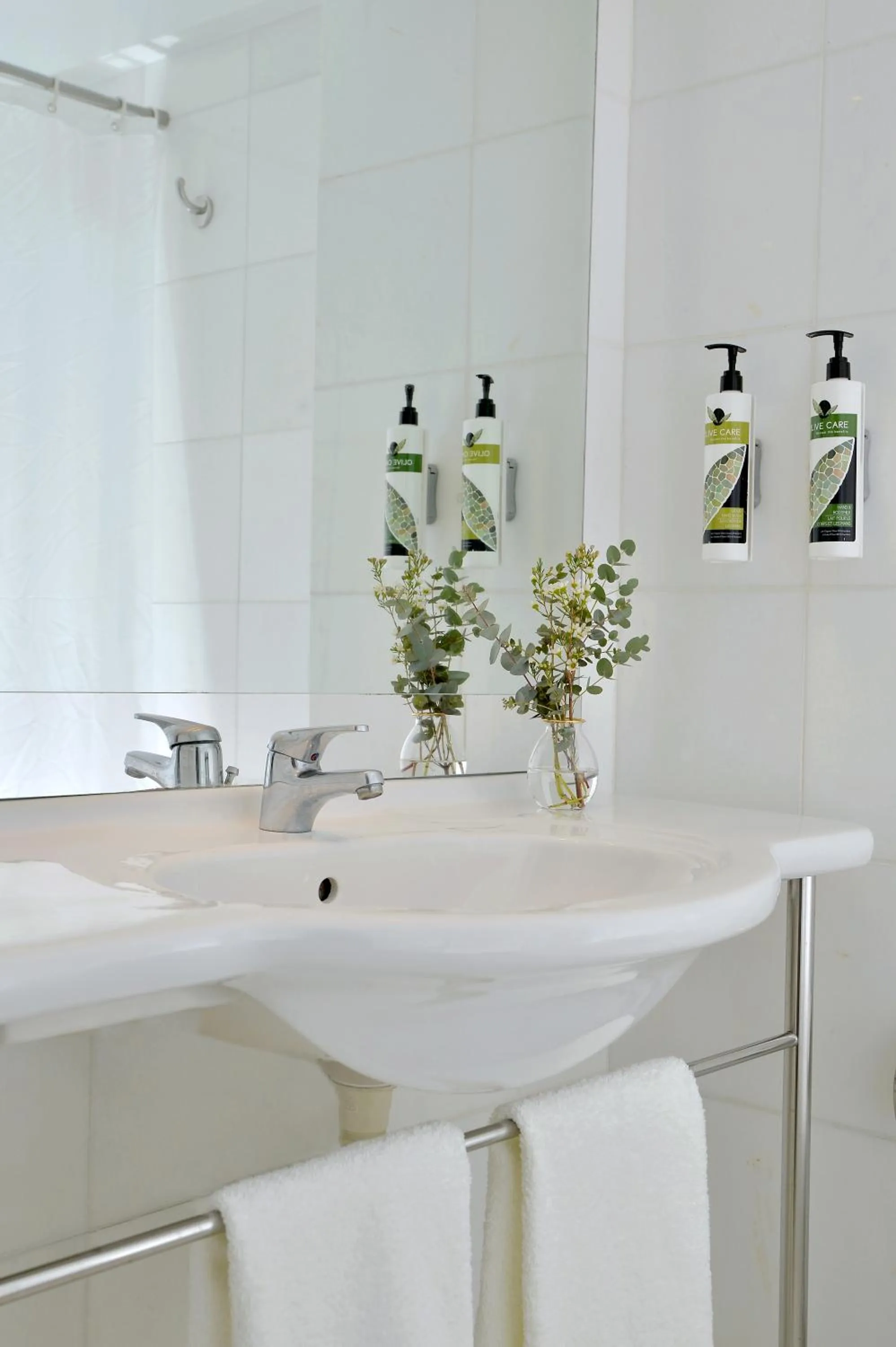 Bathroom in Airotel Parthenon