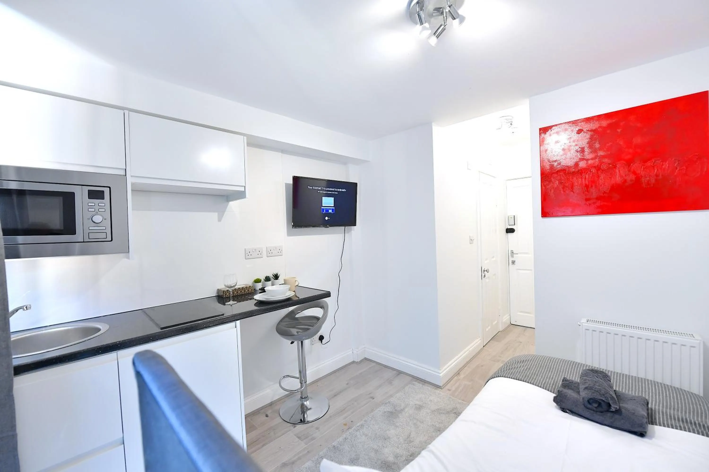 Bed in Stylish Studios by Luxestays Fulham