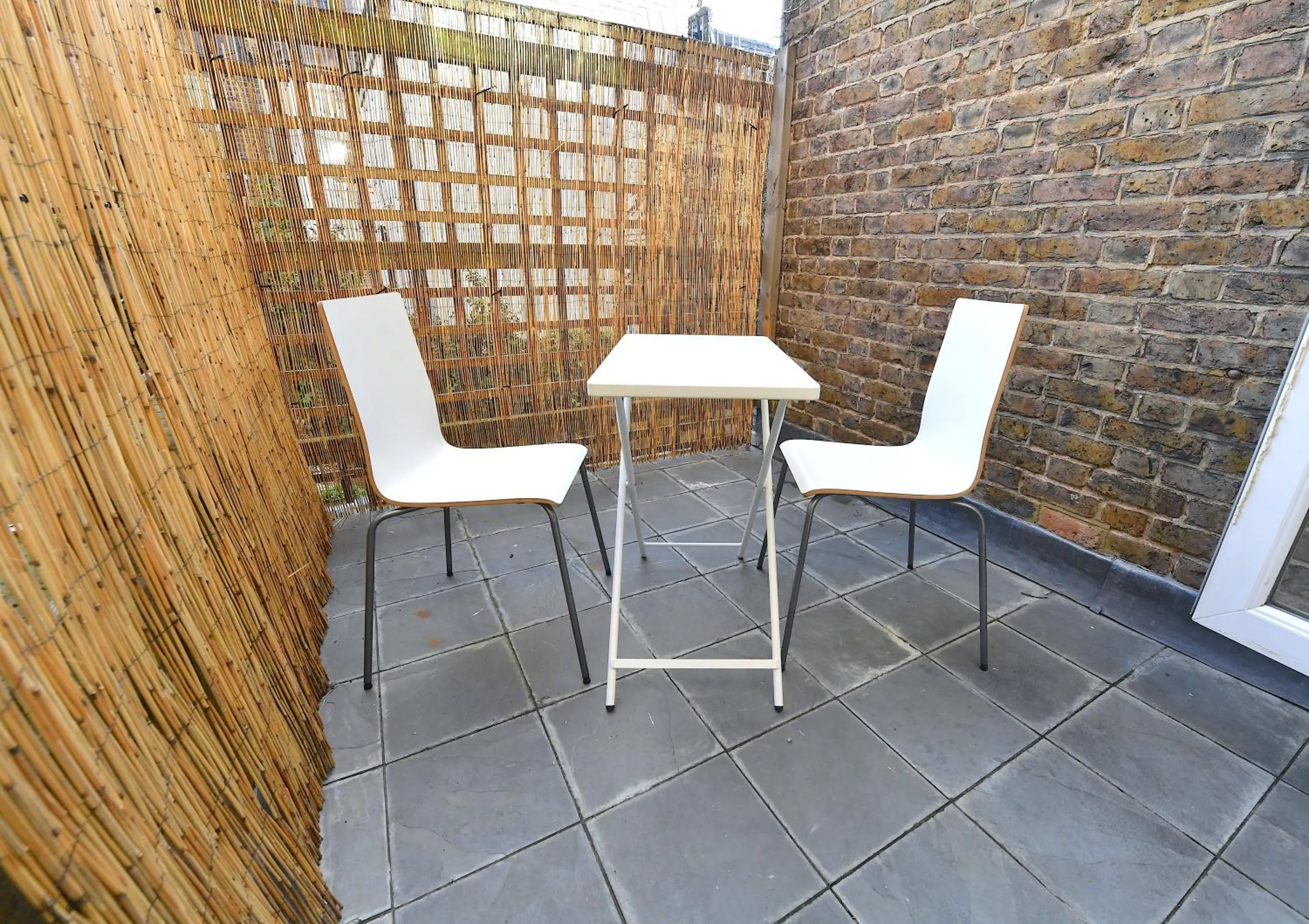 Patio in Stylish Studios by Luxestays Fulham