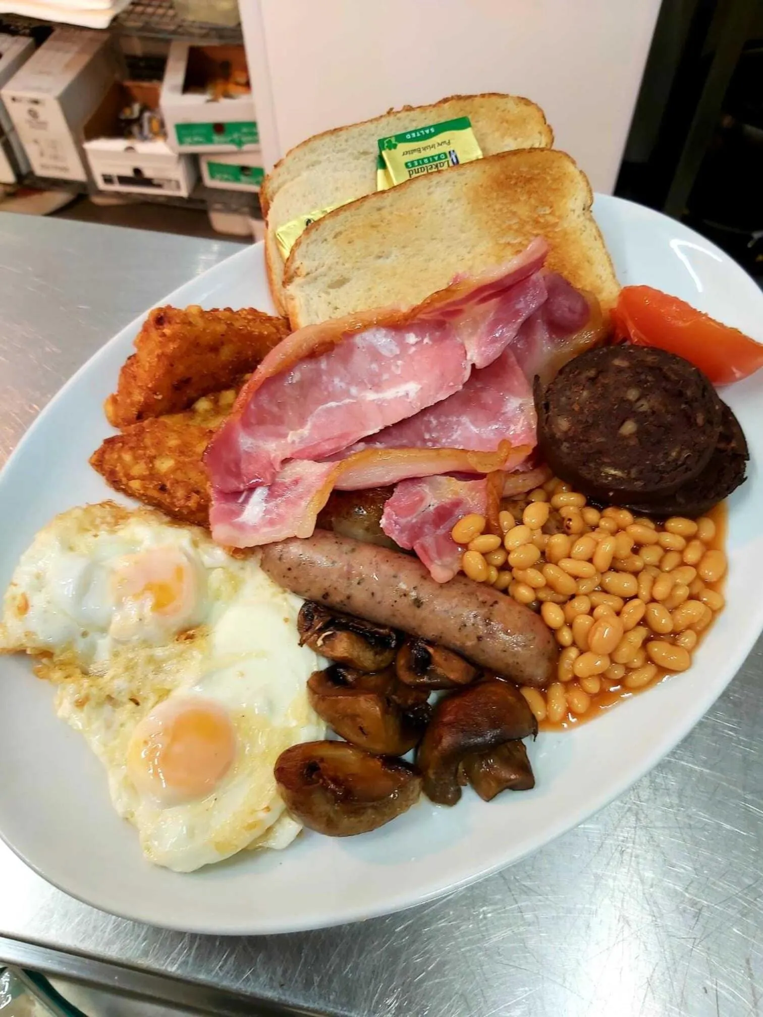 Breakfast in The Waterford Arms