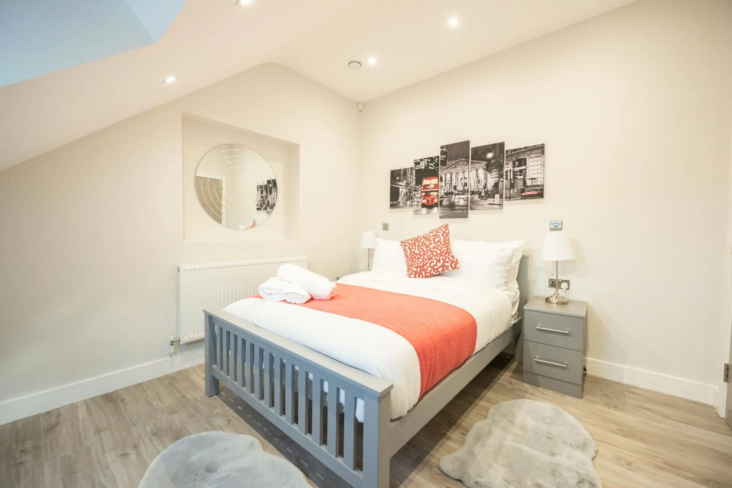 Bedroom, Bed in Chester House