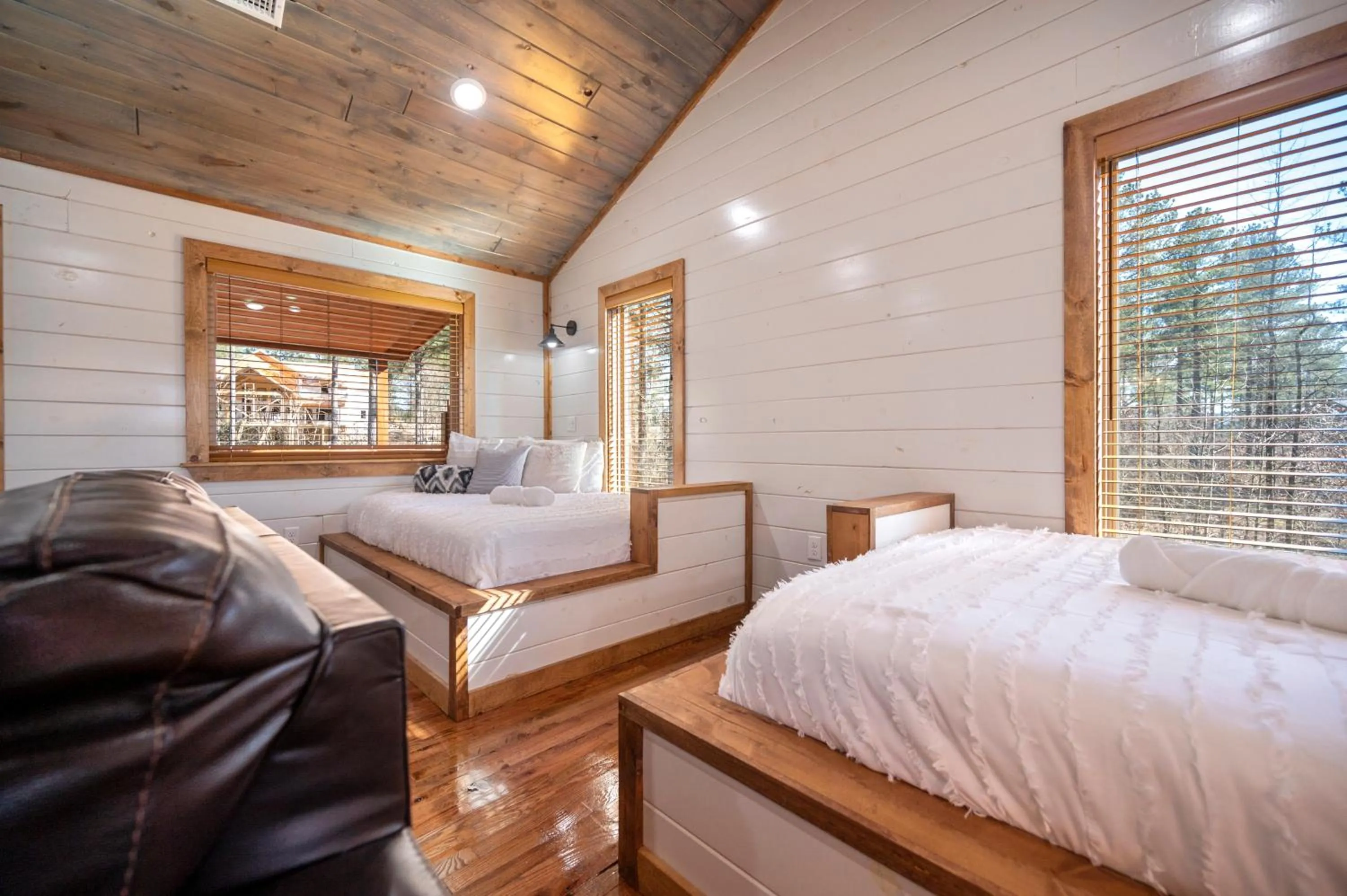 Bed in Brand New Sunrise Retreat 2 Bedroom Sleeps 8, 2 Decks, Hot Tub, Firepit