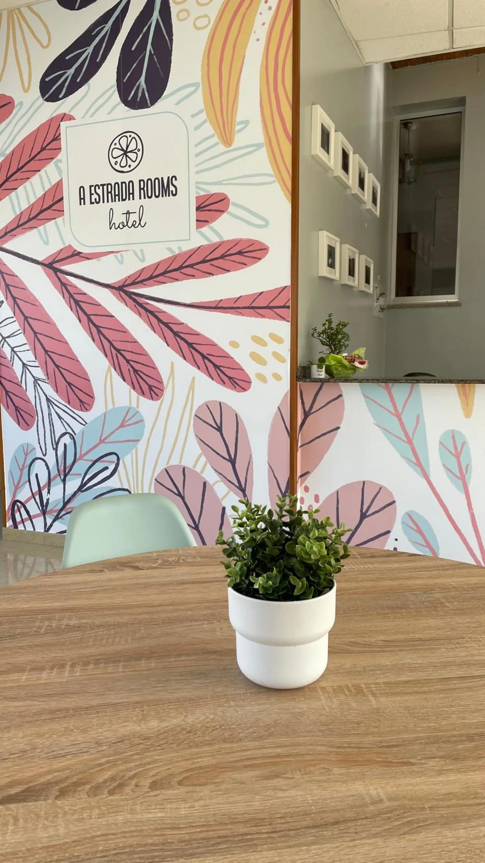 Lobby or reception in Hotel A Estrada Rooms