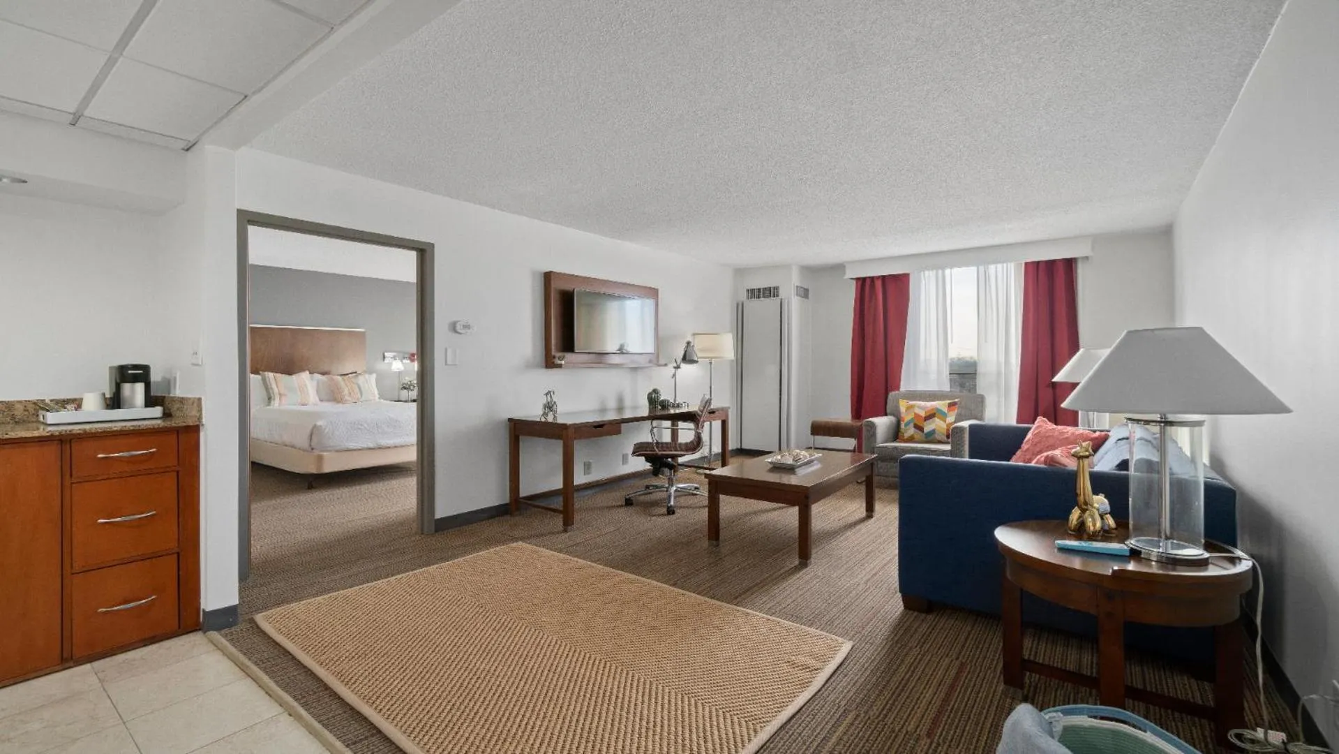 Bed in 315 LoSo Hotel Airport