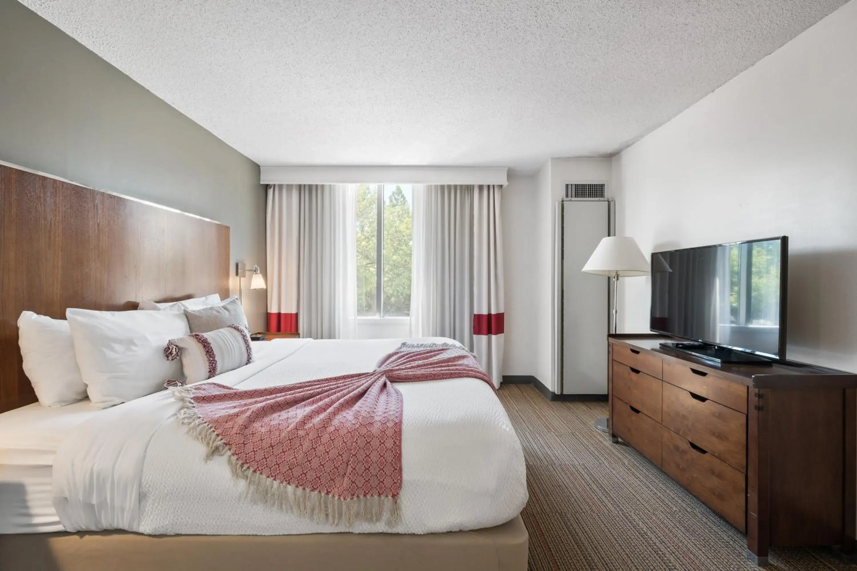 Deluxe King Suite in 315 LoSo Hotel Airport Deluxe King Suite in 315 LoSo Hotel Airport