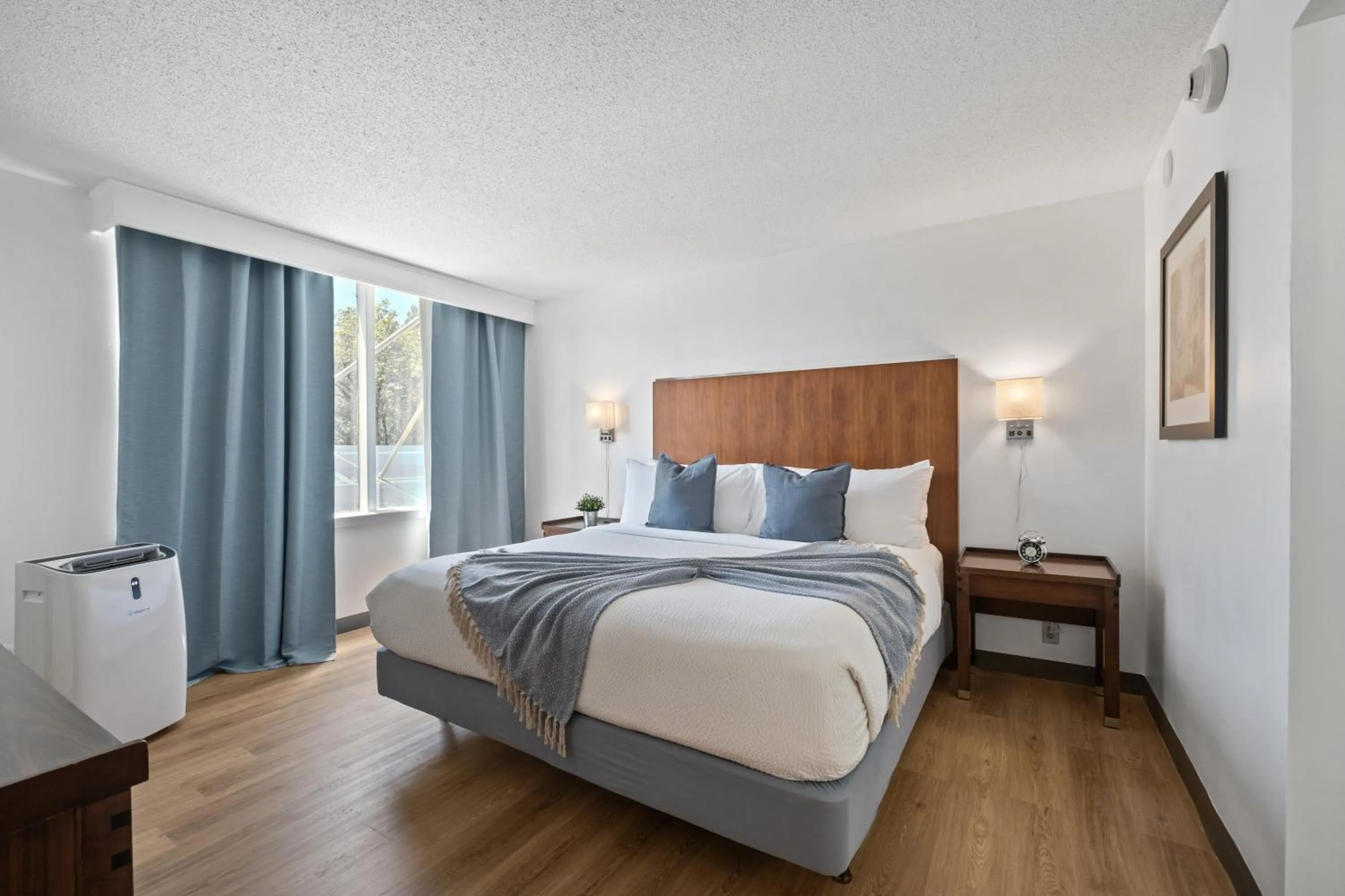 Bed in 315 LoSo Hotel Airport