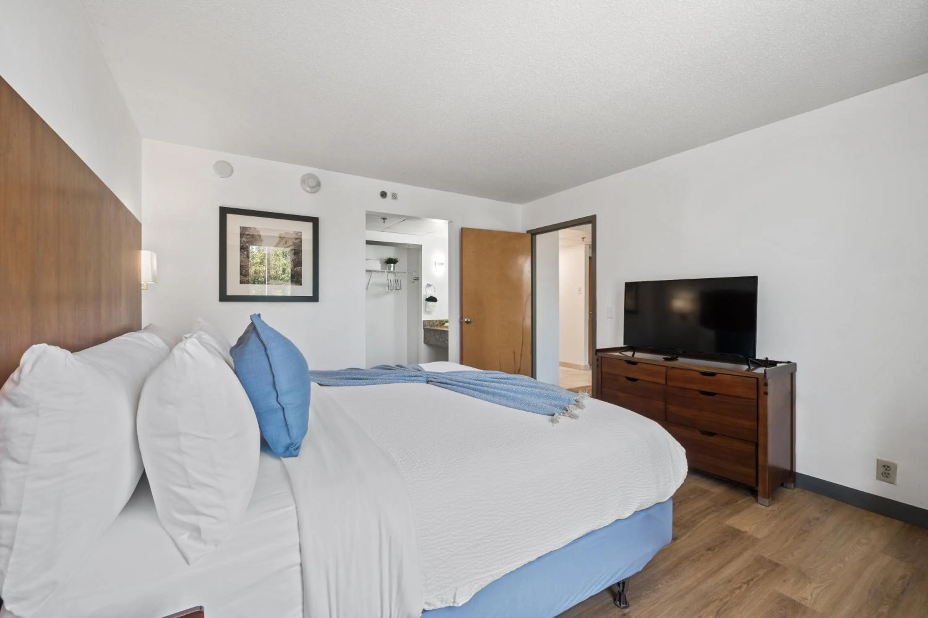 Bed in 315 LoSo Hotel Airport