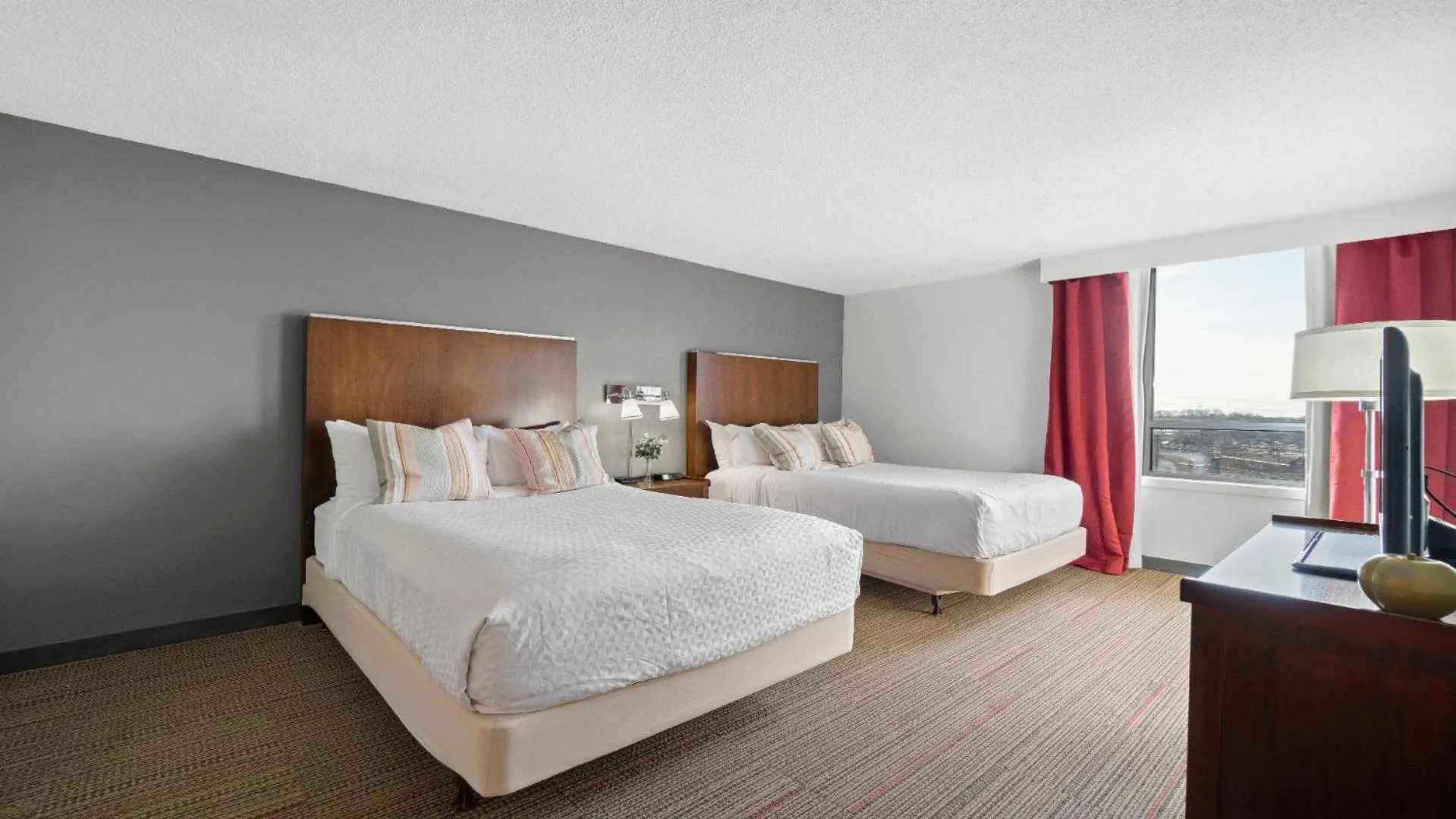 Bed in 315 LoSo Hotel Airport