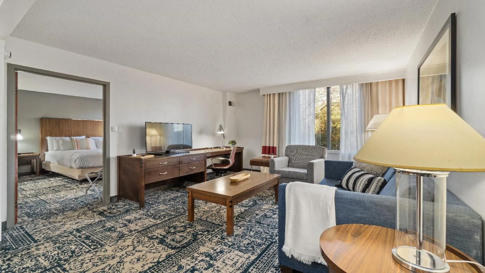 Bed in 315 LoSo Hotel Airport