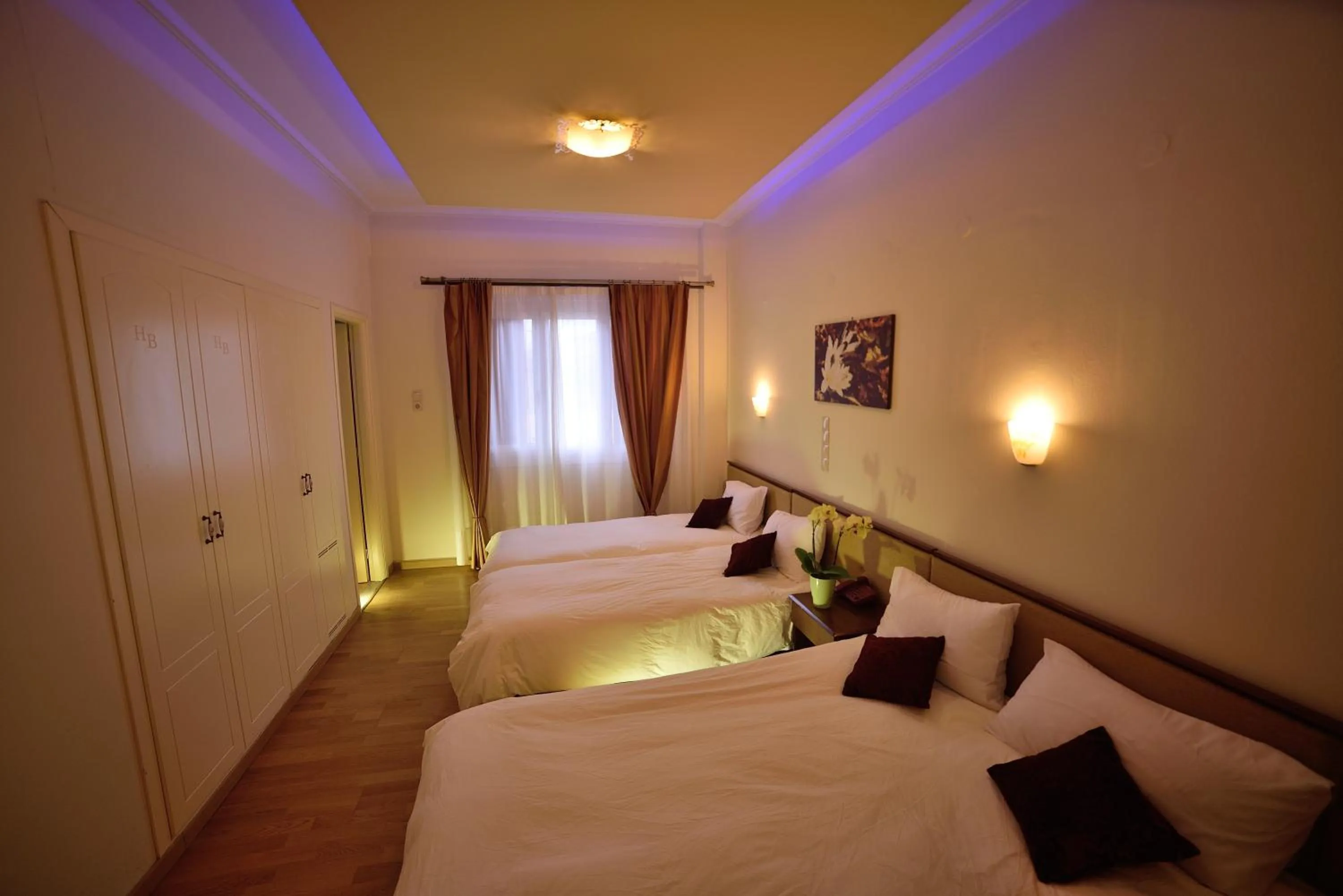 Facade/entrance, Bed in Byzantion Hotel