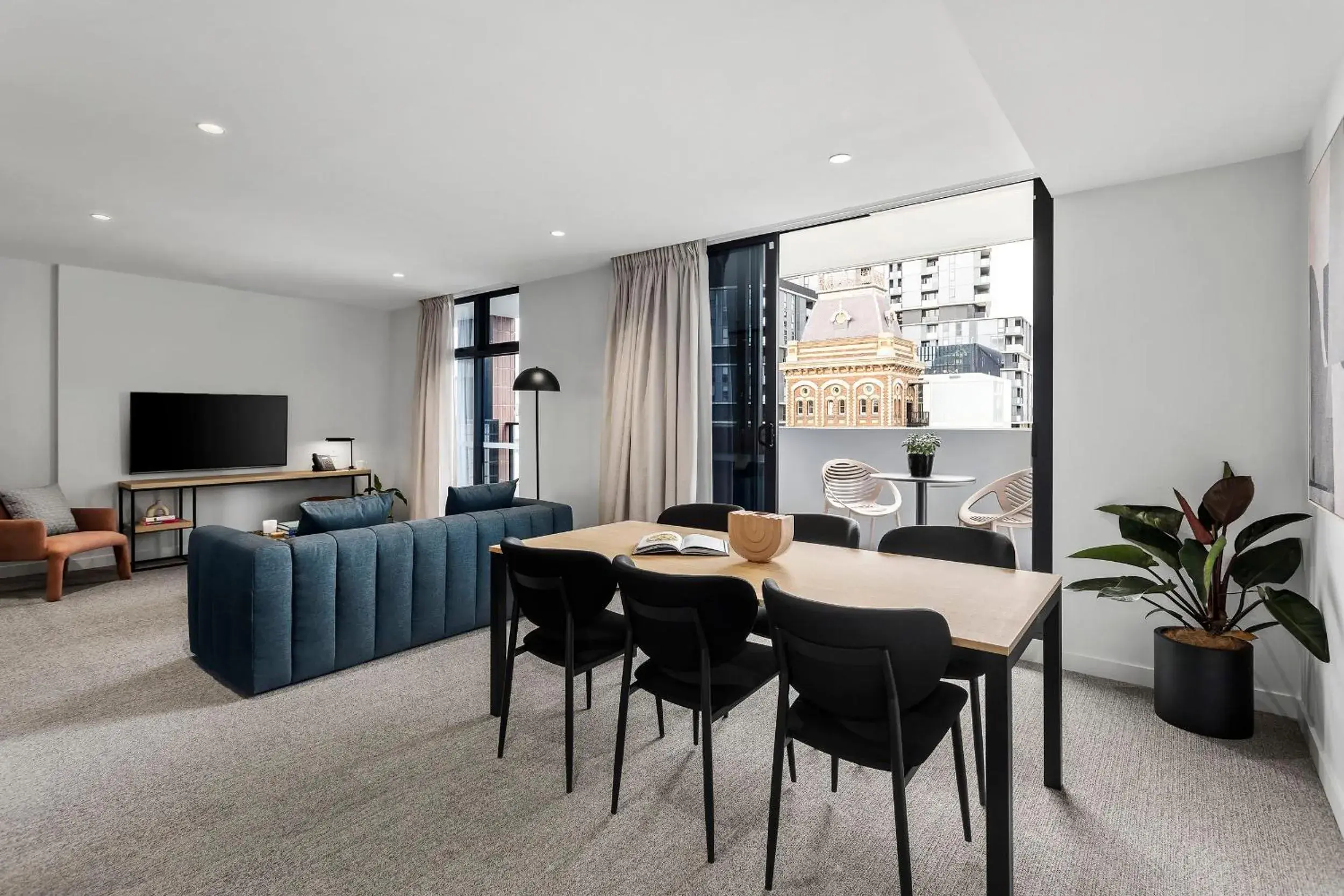 Three-Bedroom Apartment in Quest Collingwood Three-Bedroom Apartment in Quest Collingwood