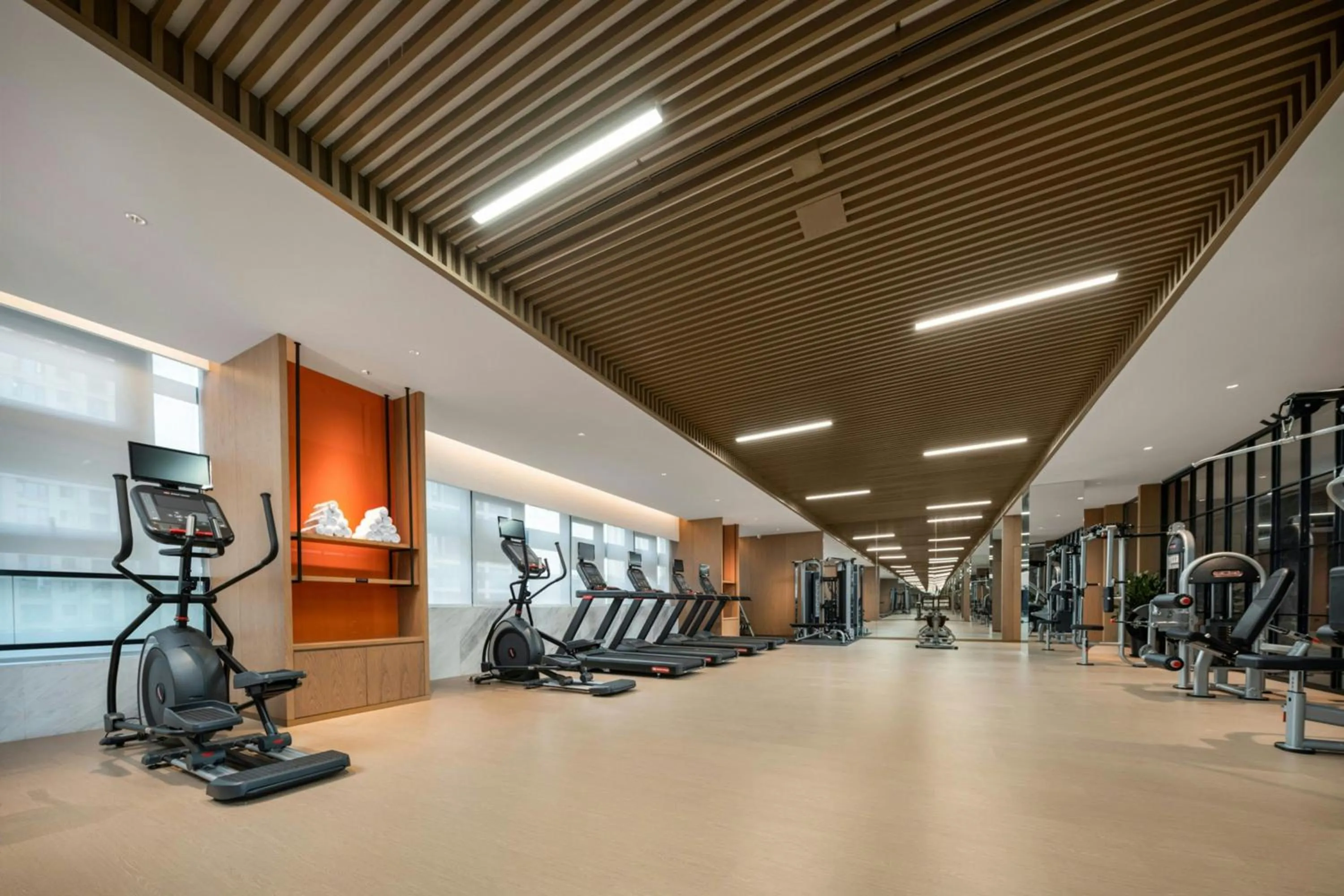 Fitness centre/facilities in Grand New Century Hotel, Wenzhou, A Tribute Portfolio Hotel