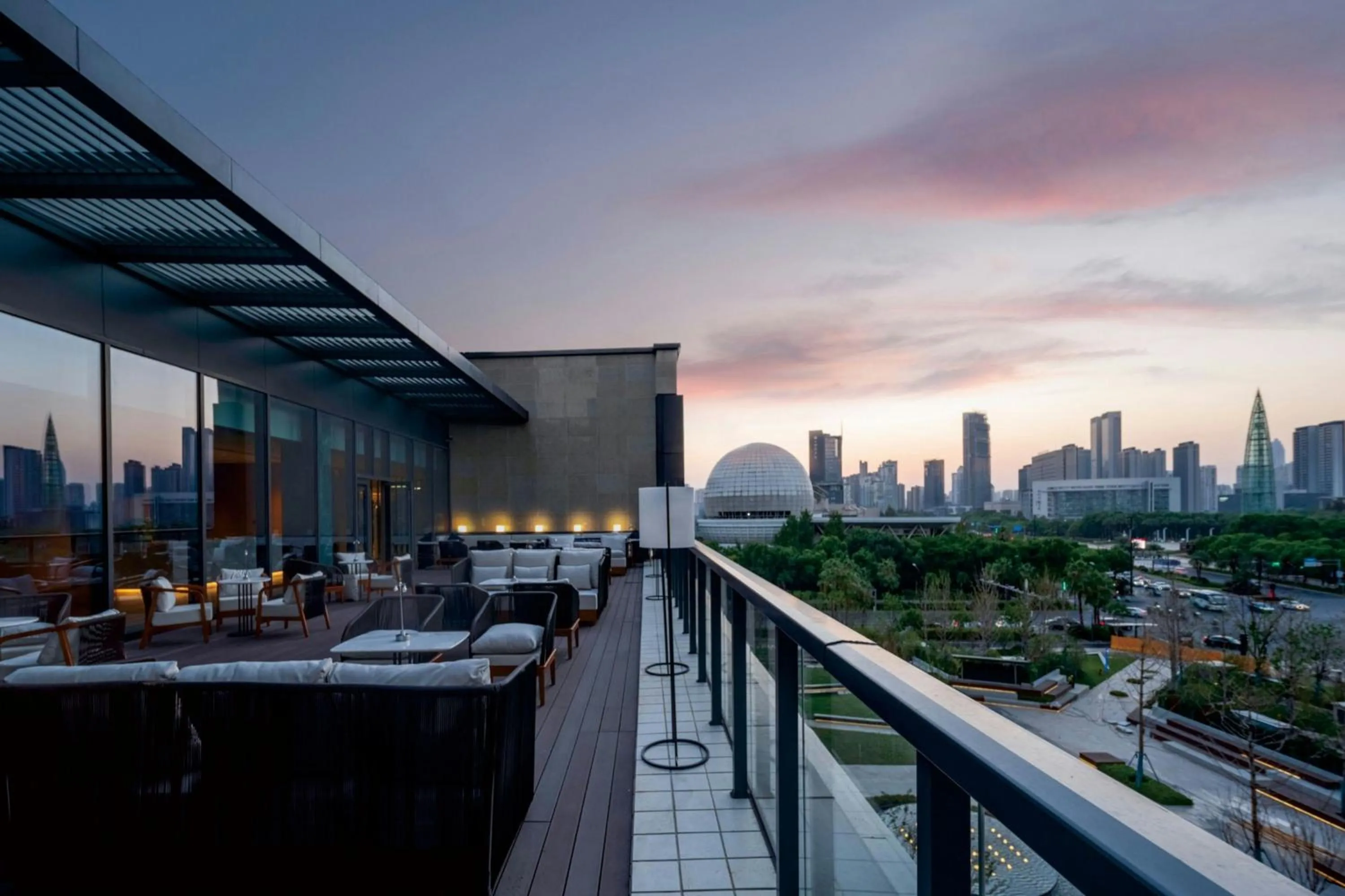 Restaurant/places to eat in Grand New Century Hotel, Wenzhou, A Tribute Portfolio Hotel