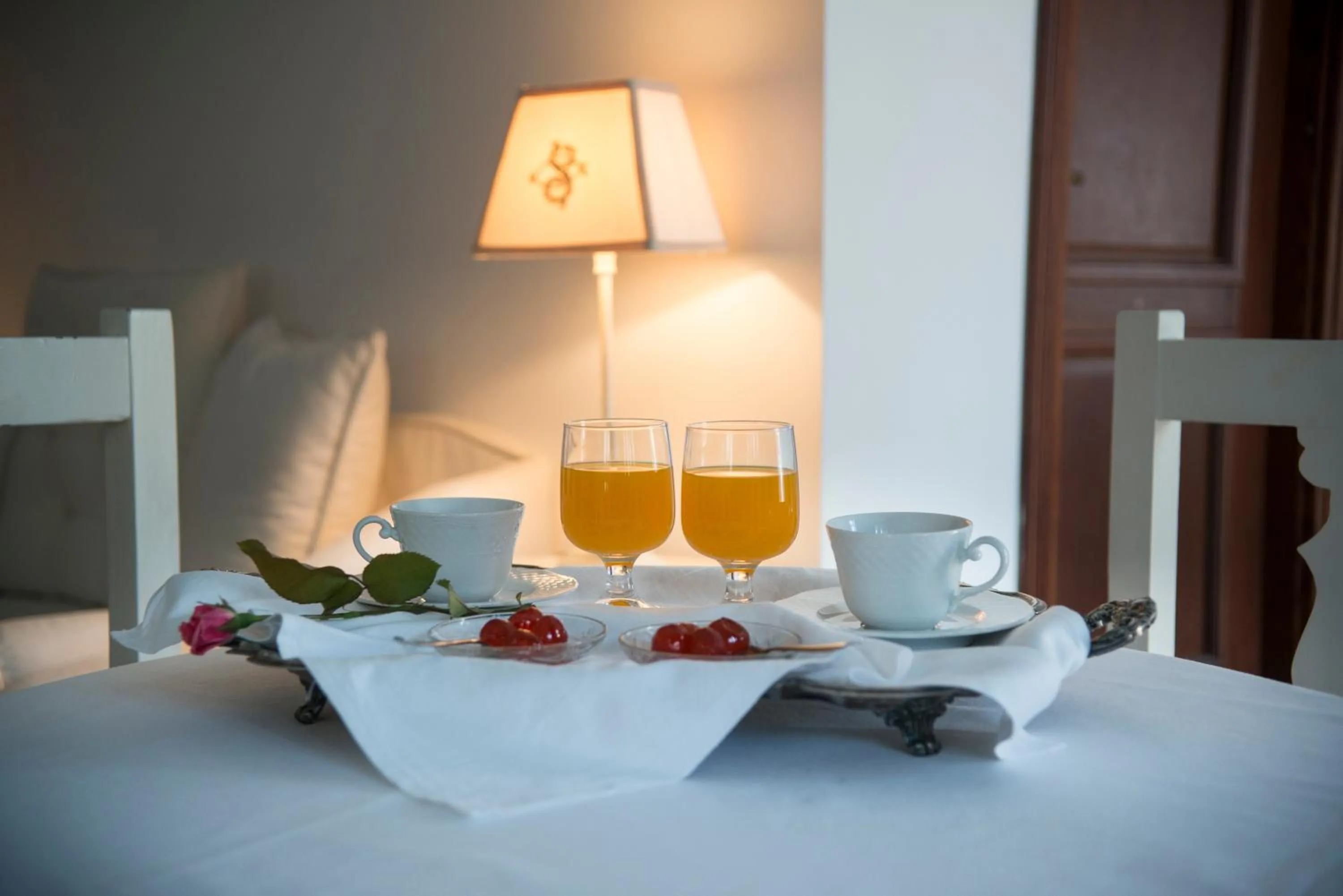 Coffee/tea facilities, Bed in Clara Resort