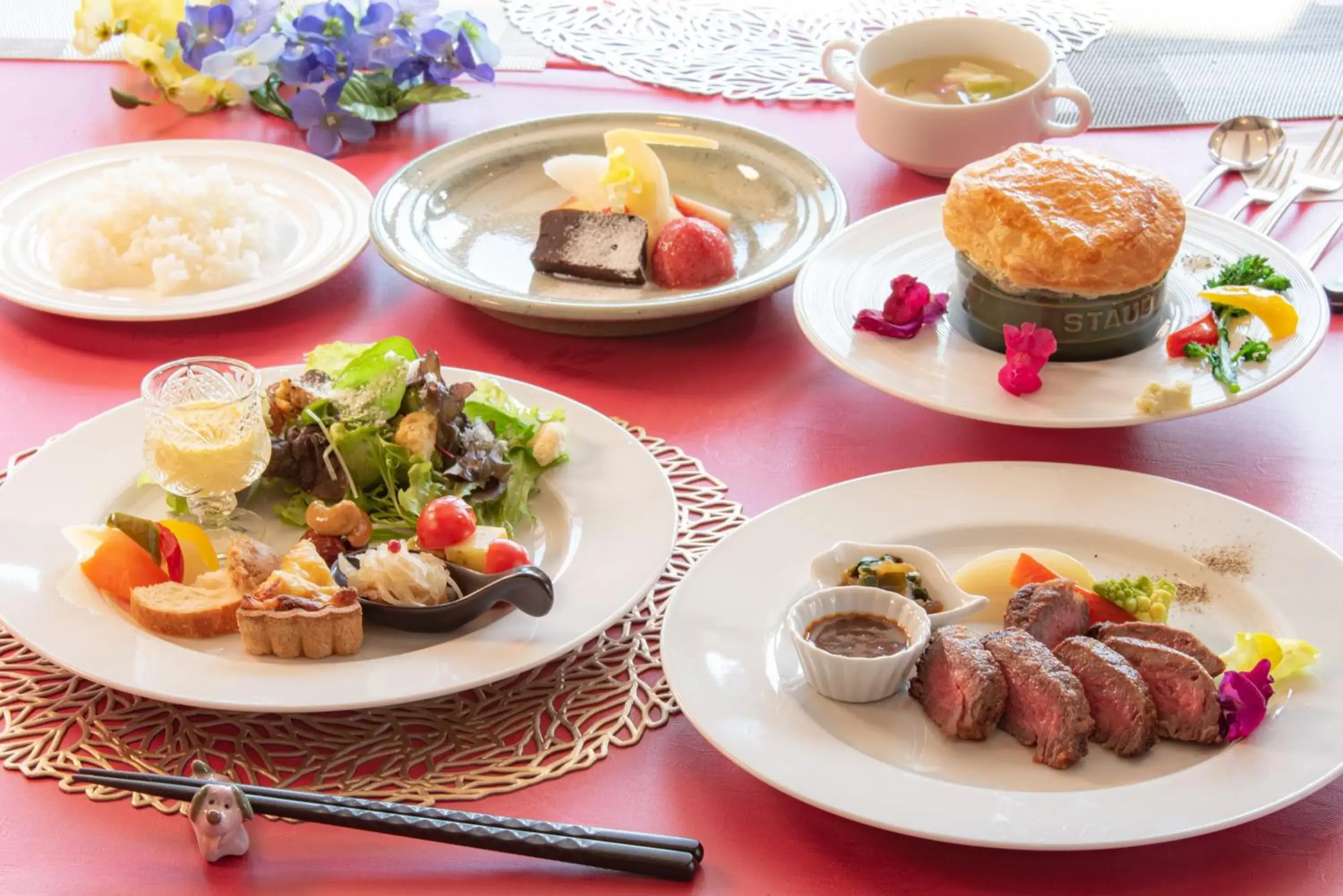 Lake side inn Beehive Lake side inn Beehive