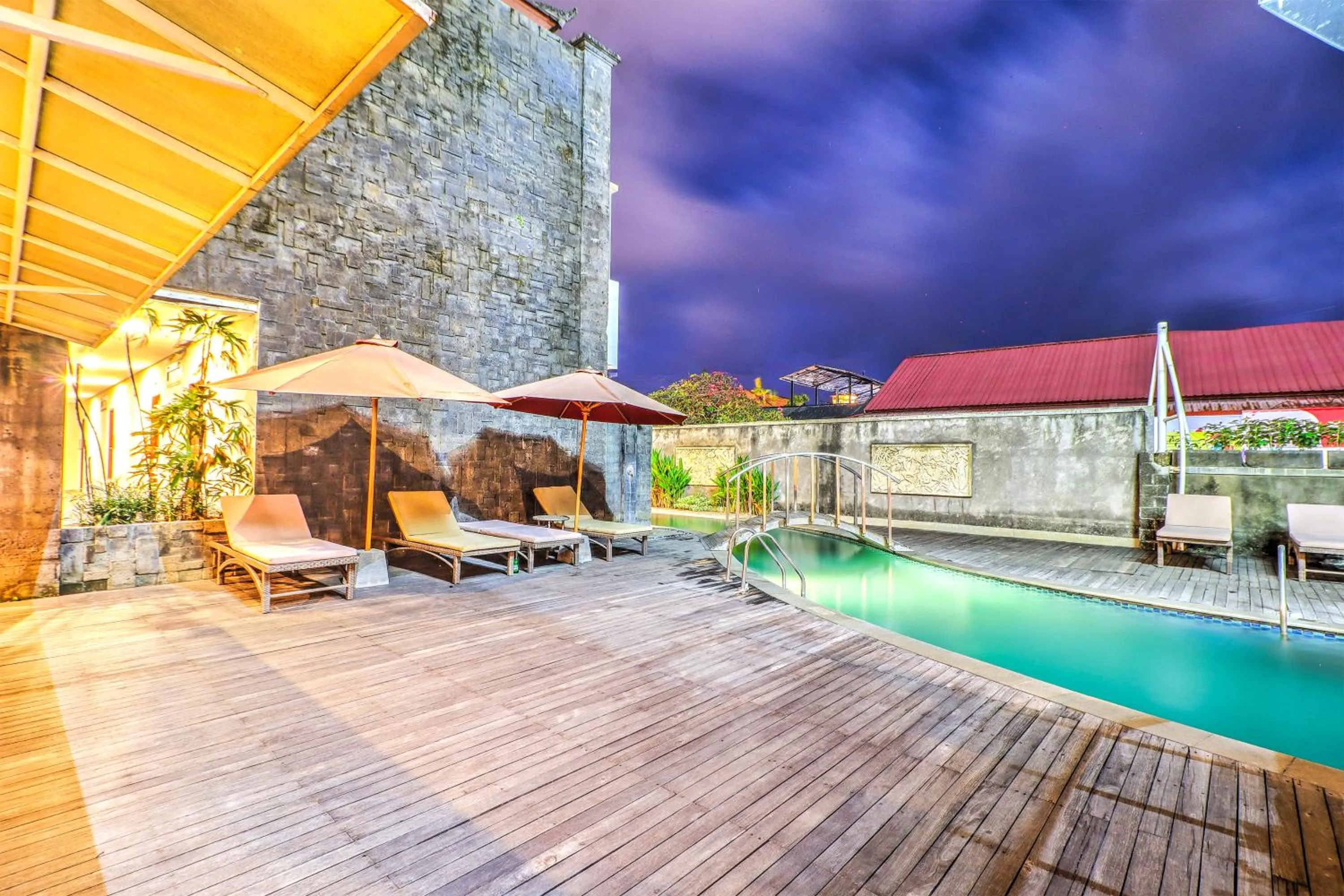 Swimming pool in Palette Signature Hotel