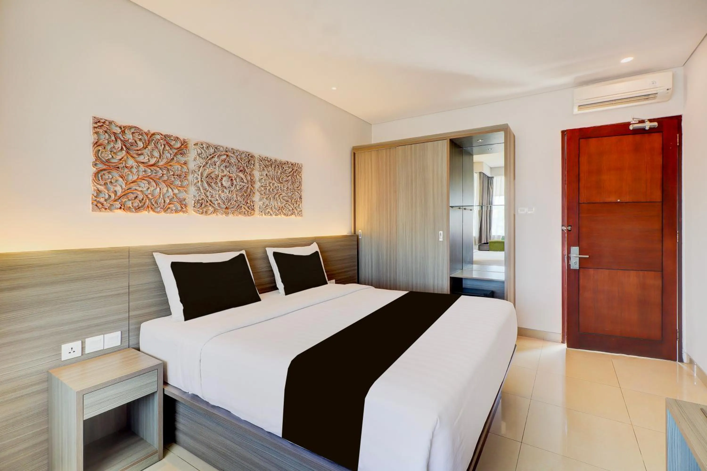 Bedroom, Bed in Palette Signature Hotel