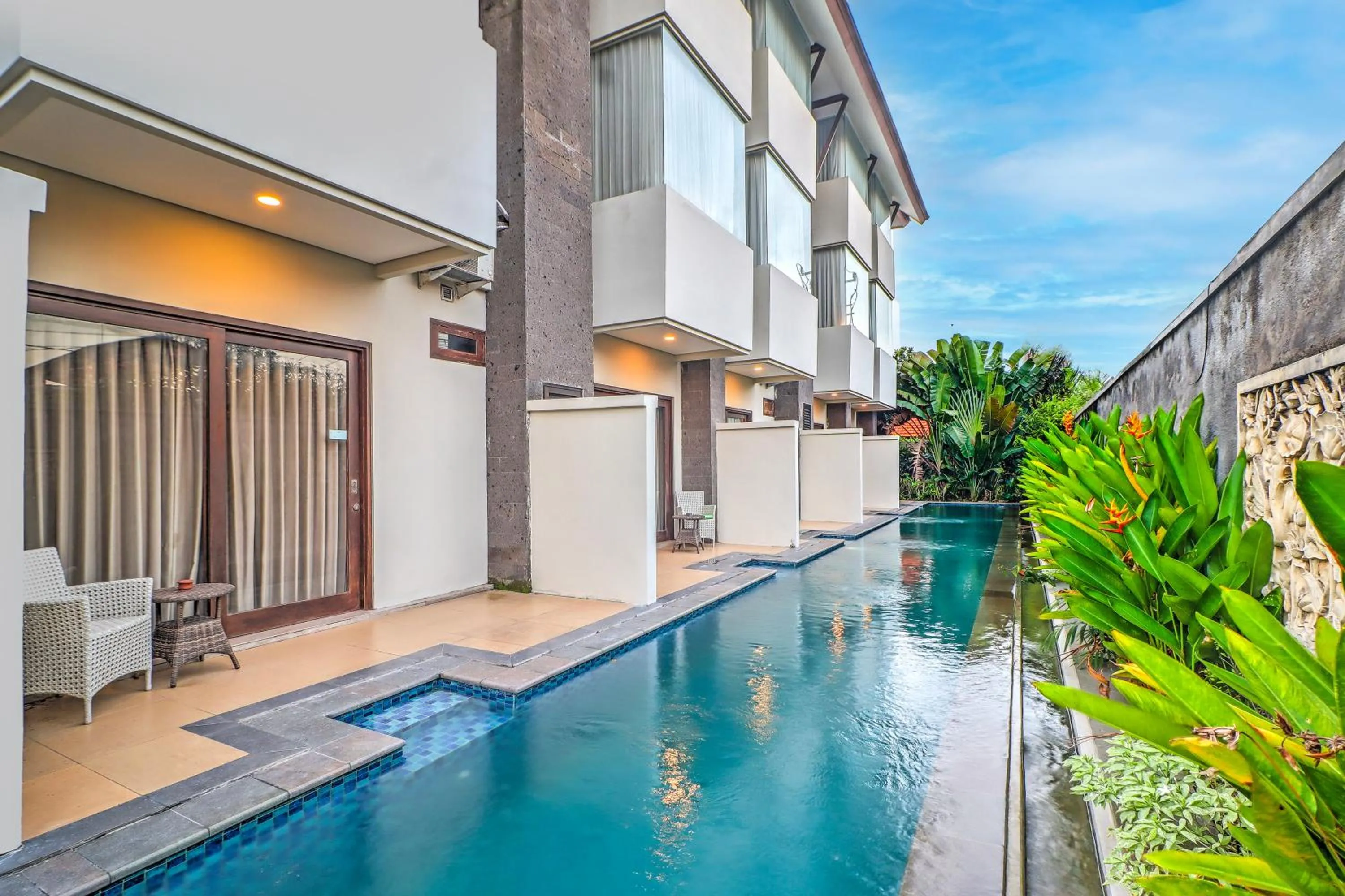 Swimming pool in Palette Signature Hotel
