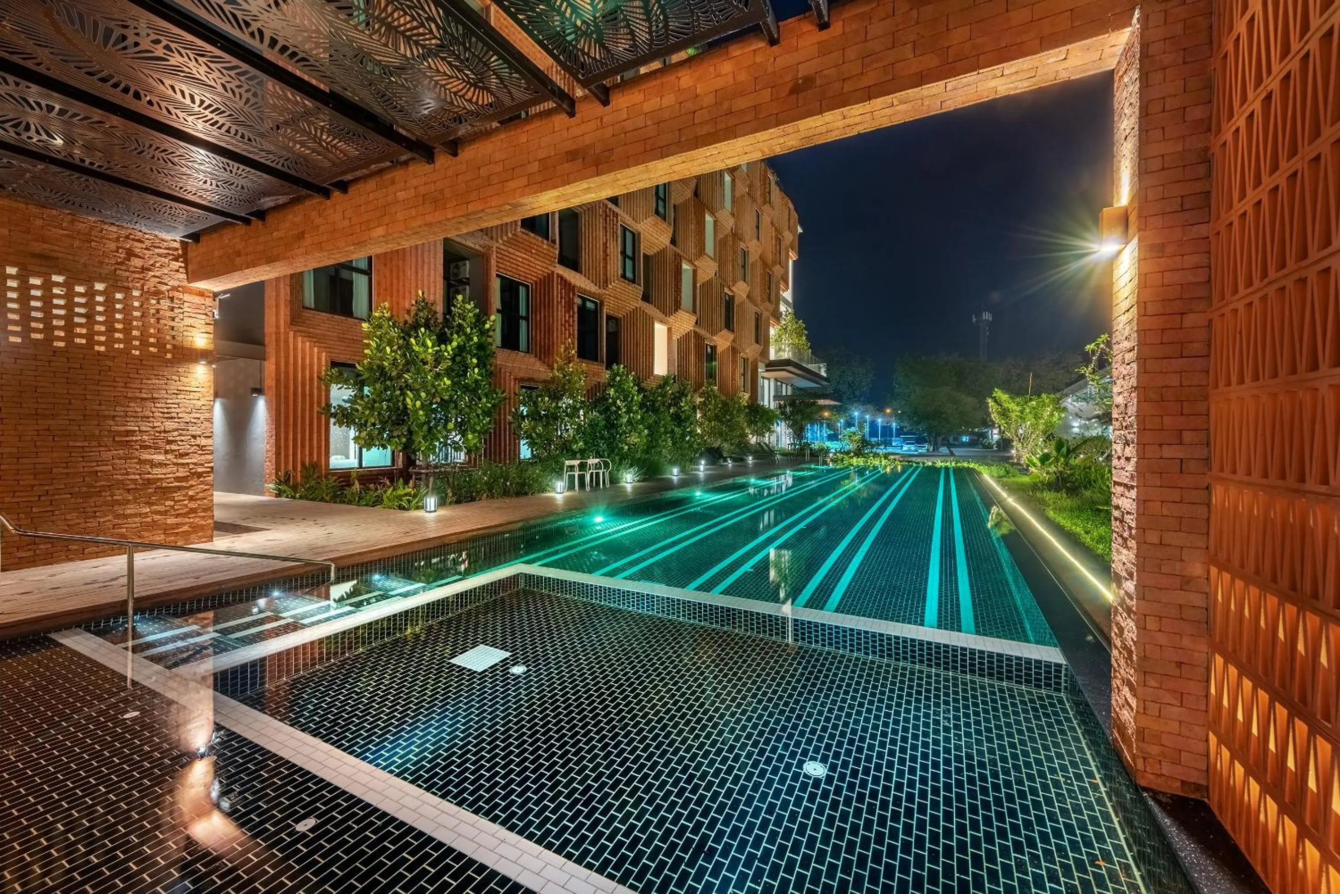 Swimming pool in Pusayapuri