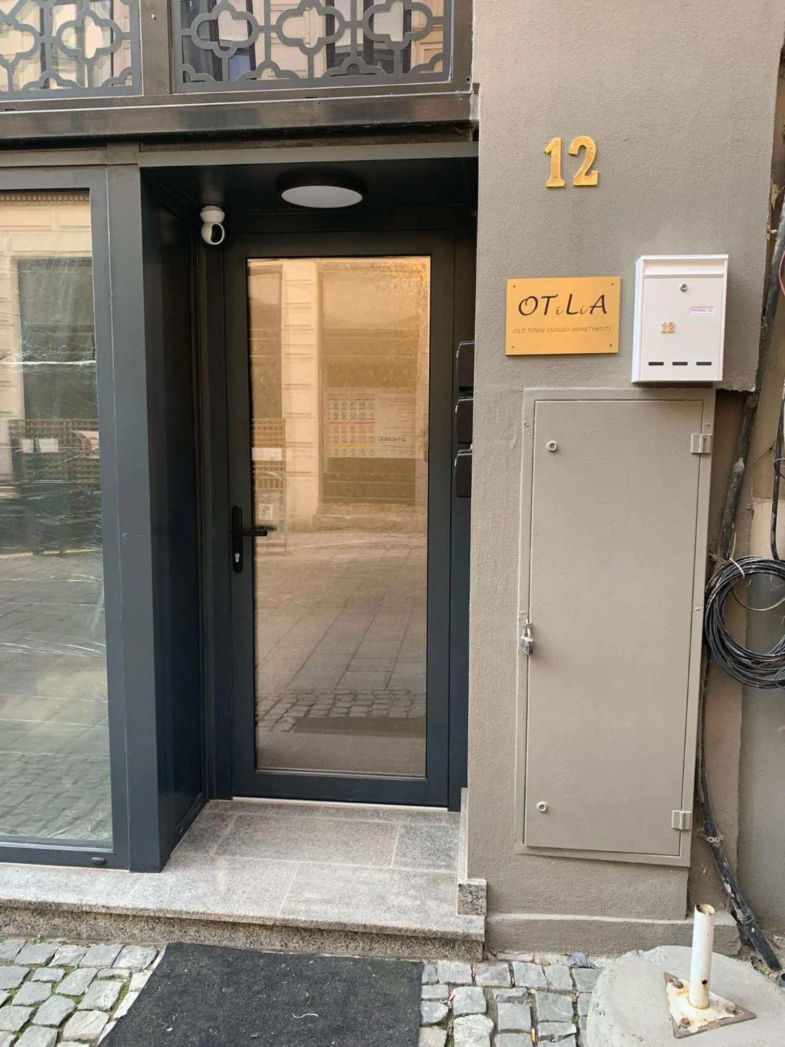 Facade/entrance in Otilia