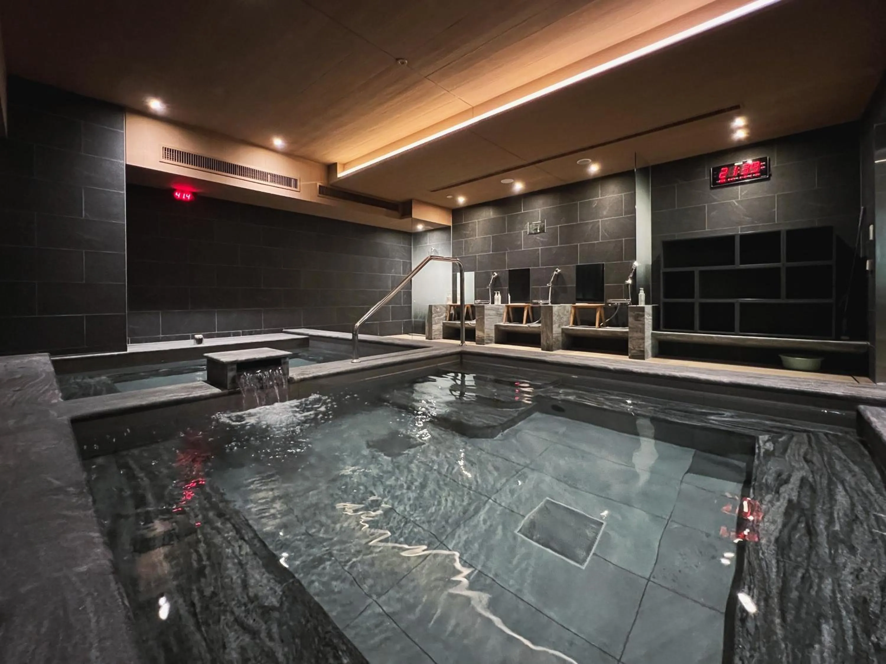 Hot Tub in Boutech JianTan Hotel