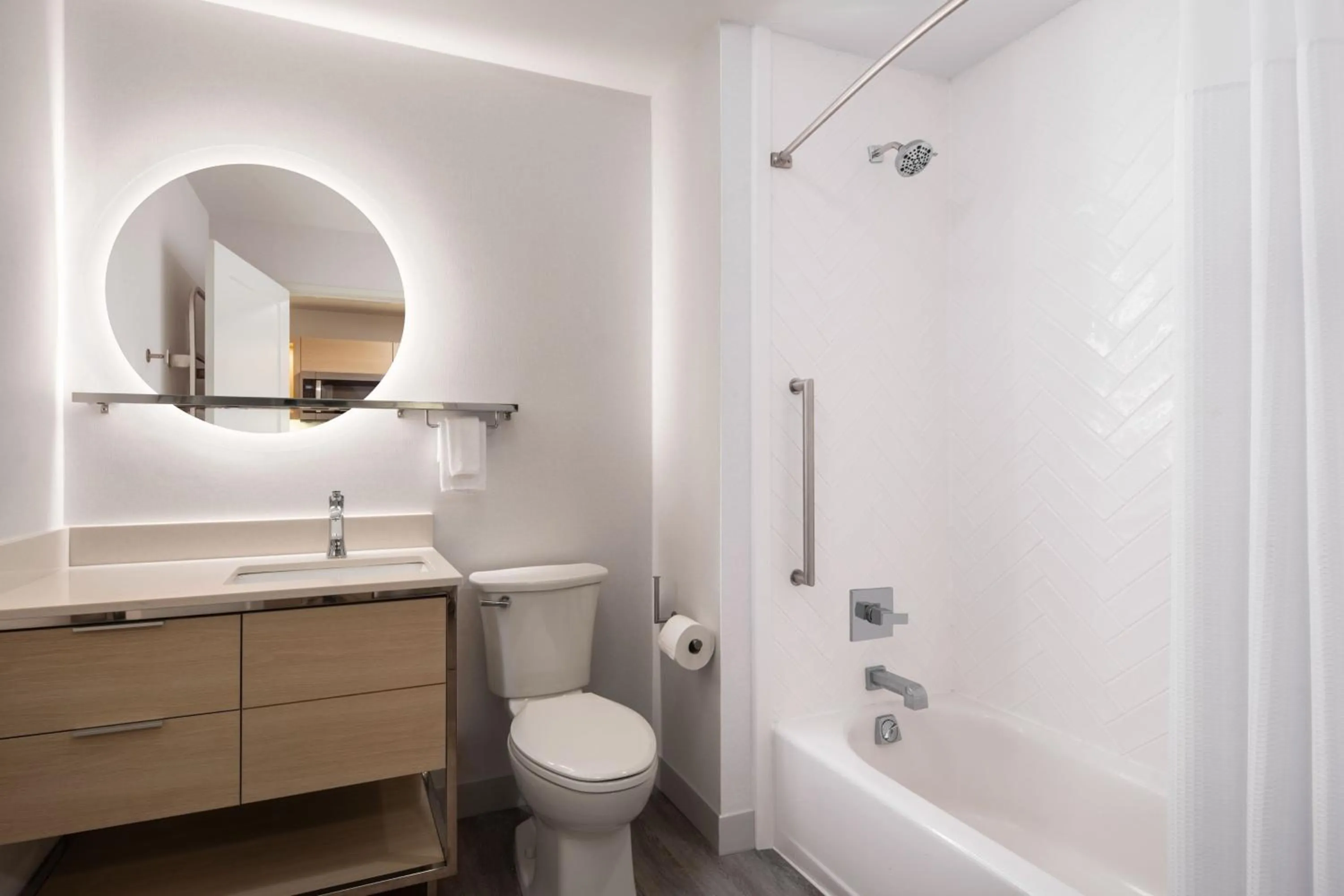 Bathroom in TownePlace Suites by Marriott New Philadelphia