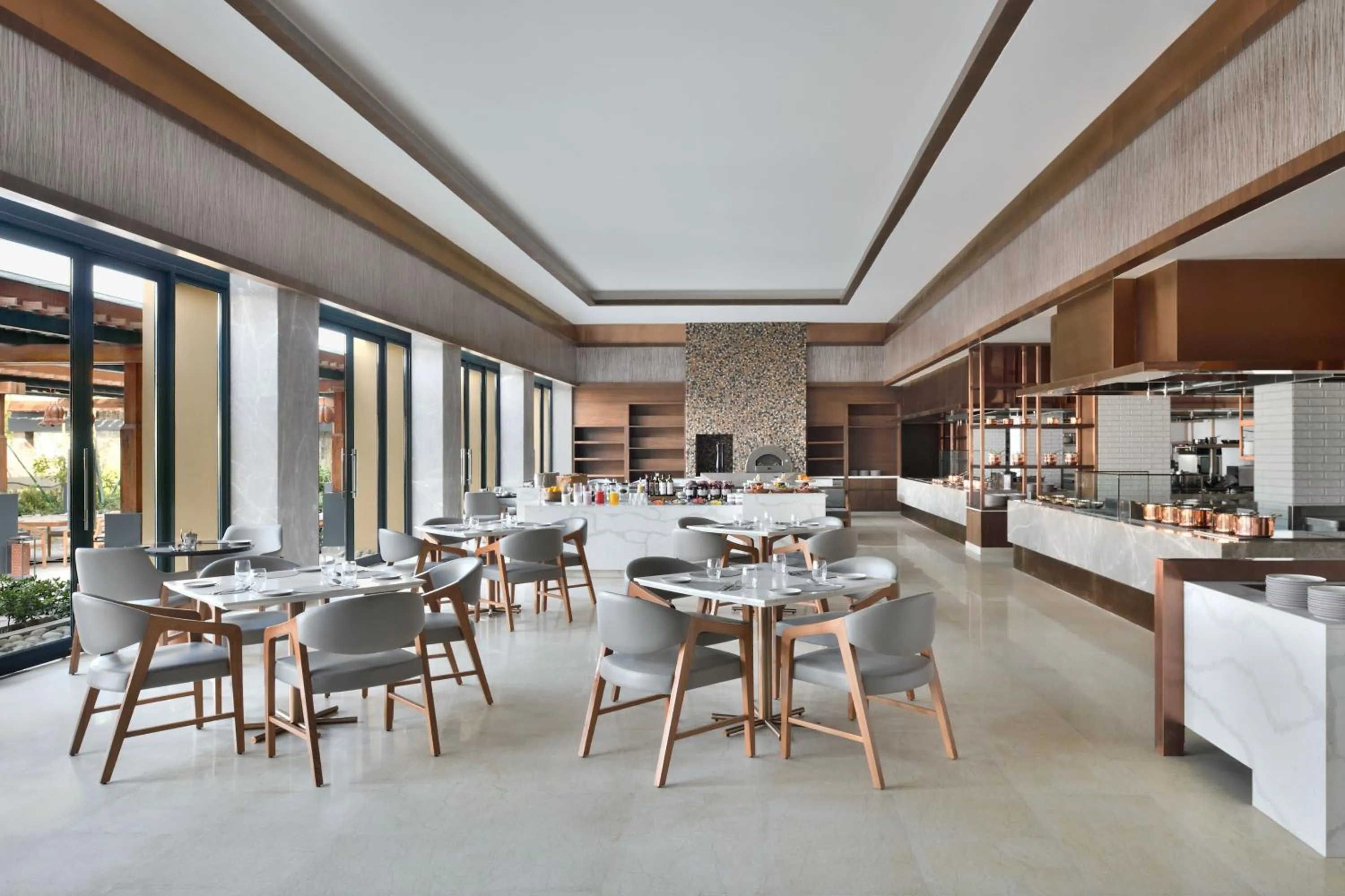 Restaurant/places to eat in The Westin Resort & Spa Himalayas