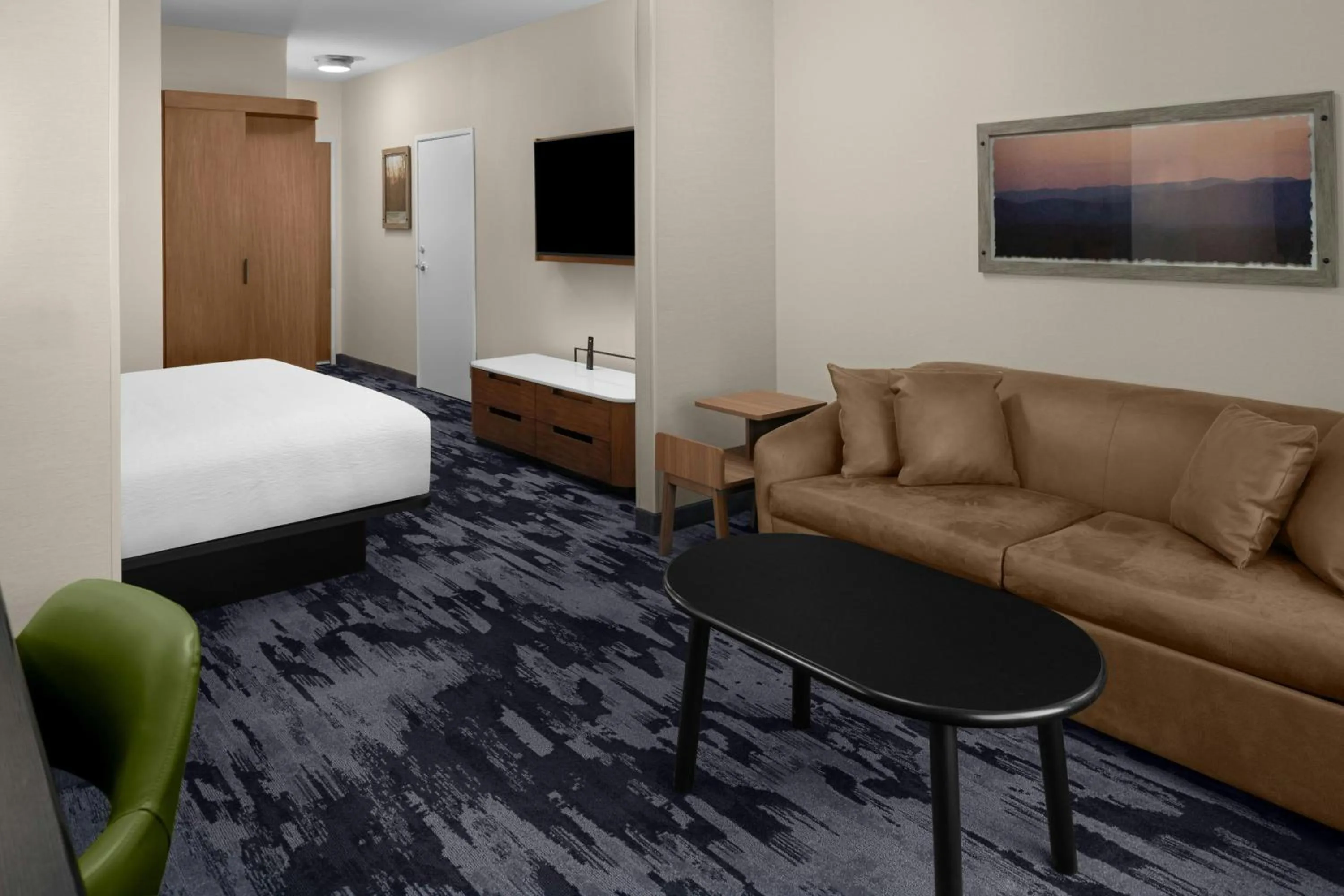 Bedroom, Bed in Fairfield by Marriott Inn & Suites Winters Davis