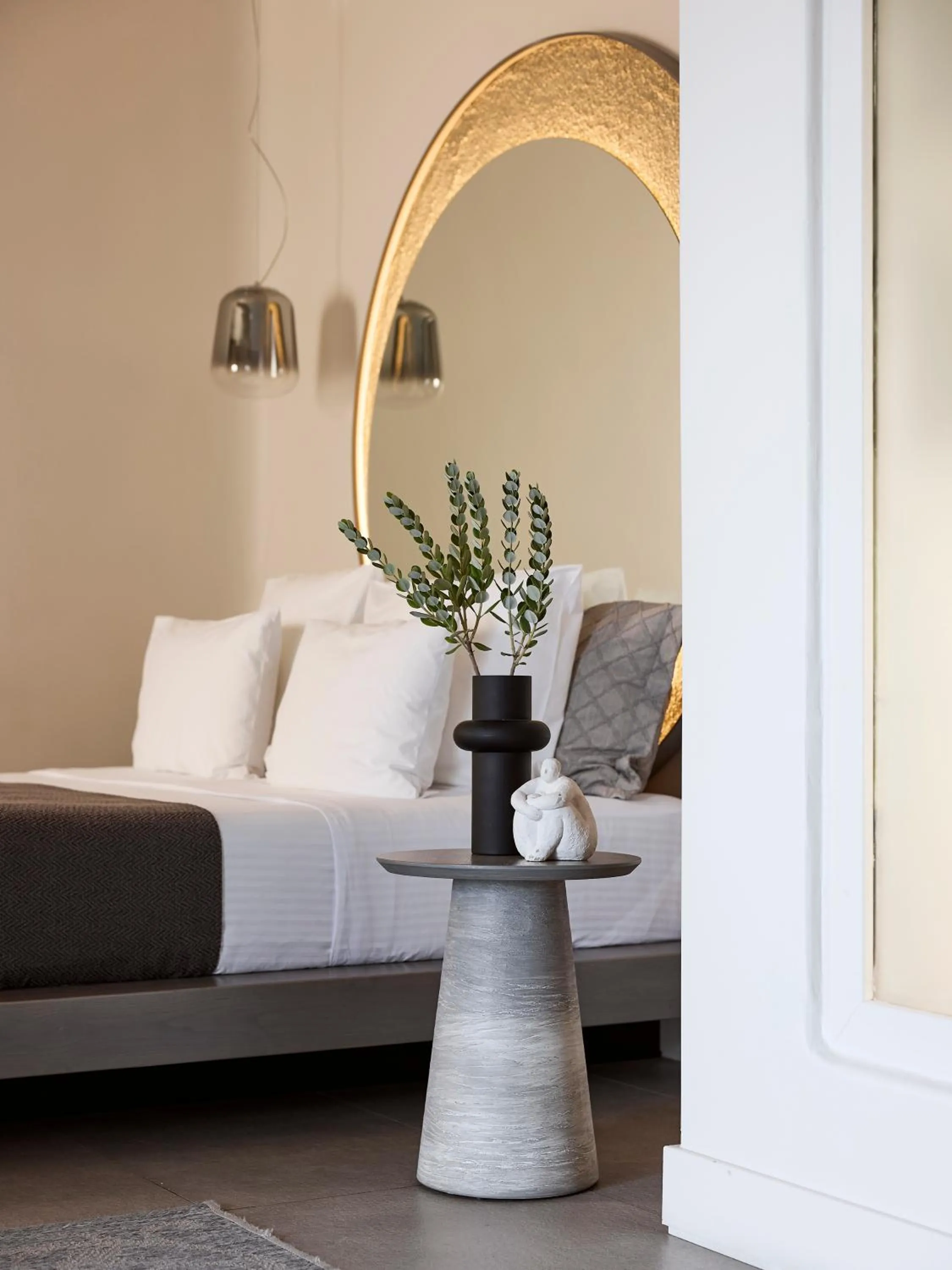 Bed in Amazon Mykonos Suites & Spa